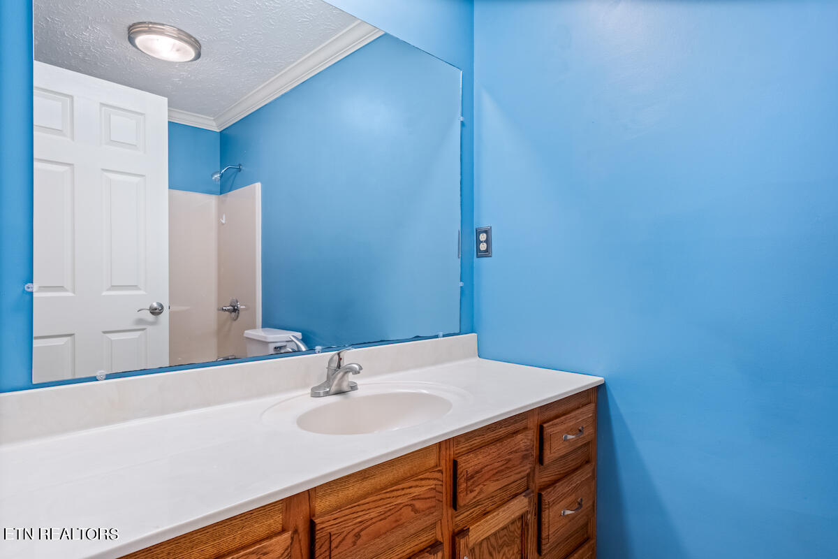 152 White Loop Rd