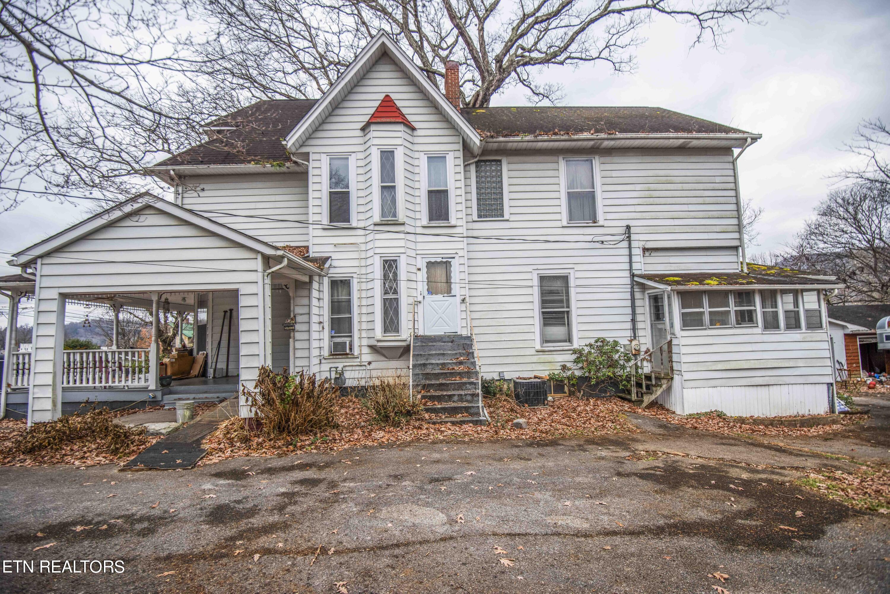 525 Margrave Drive