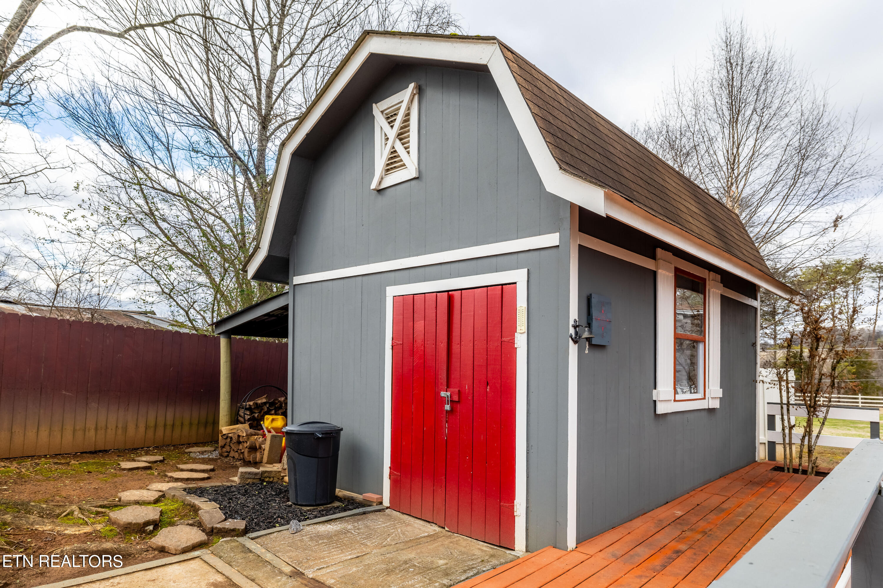 4530 N Wildwood Rd
