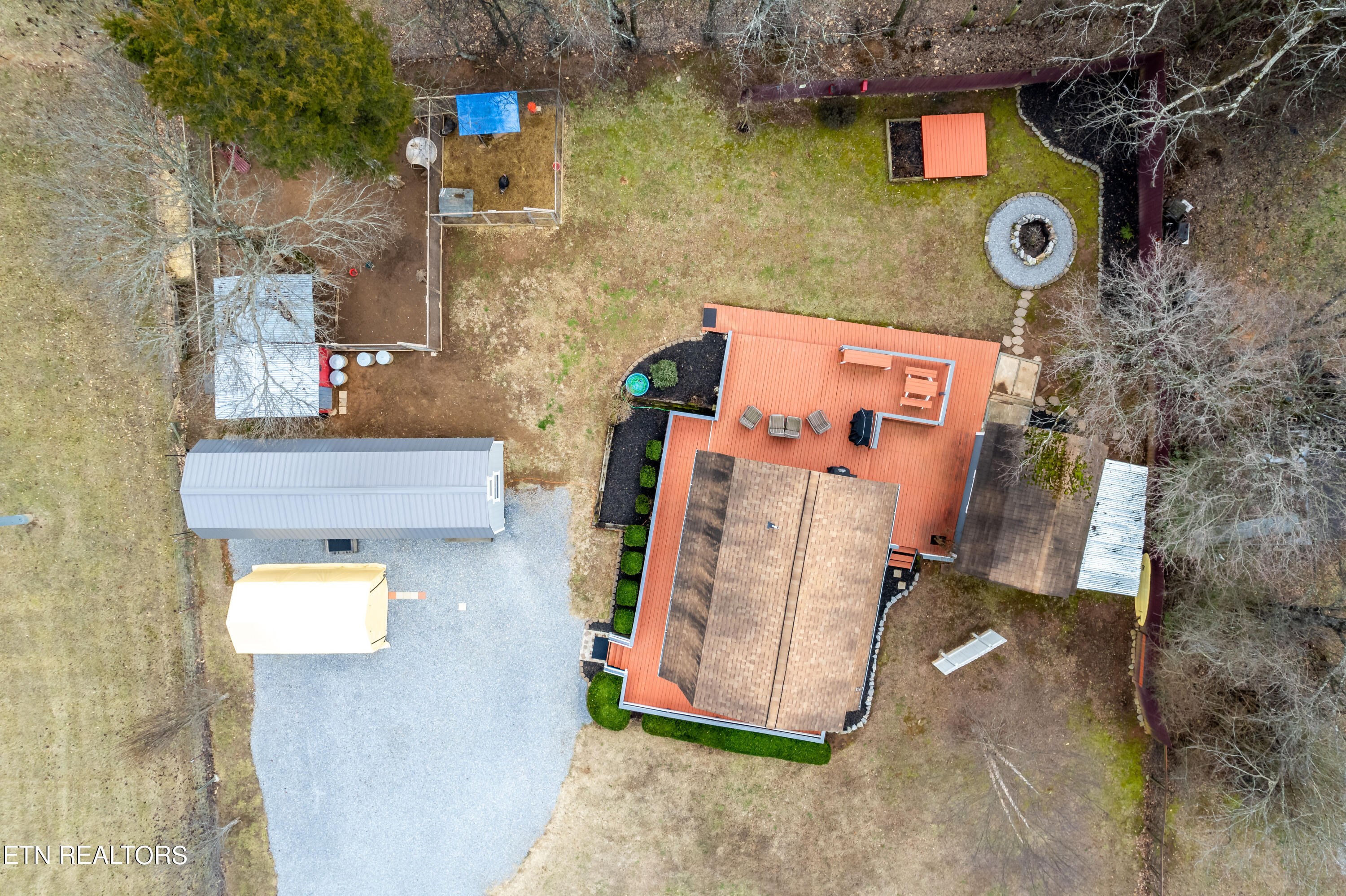 4530 N Wildwood Rd