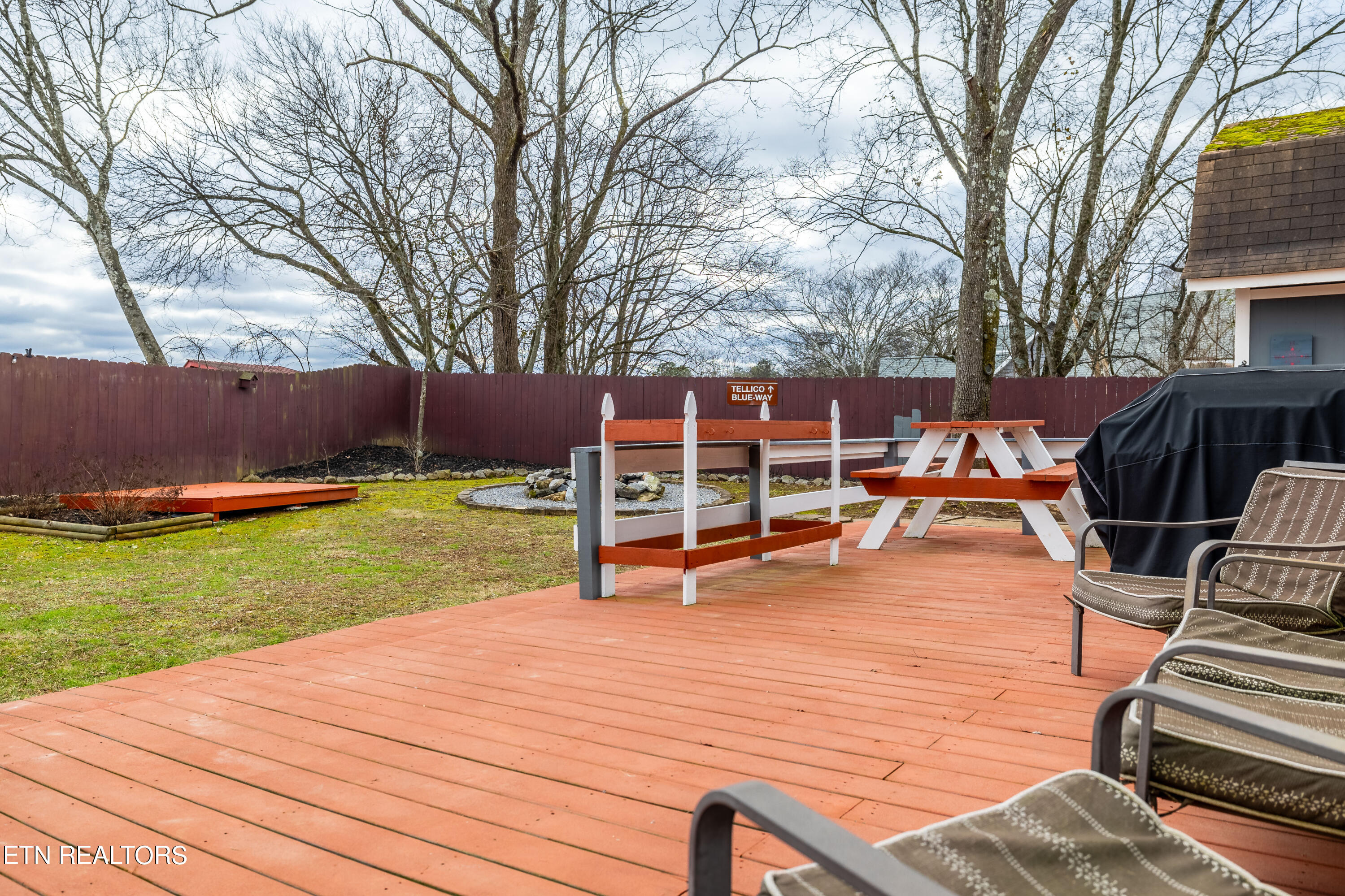 4530 N Wildwood Rd