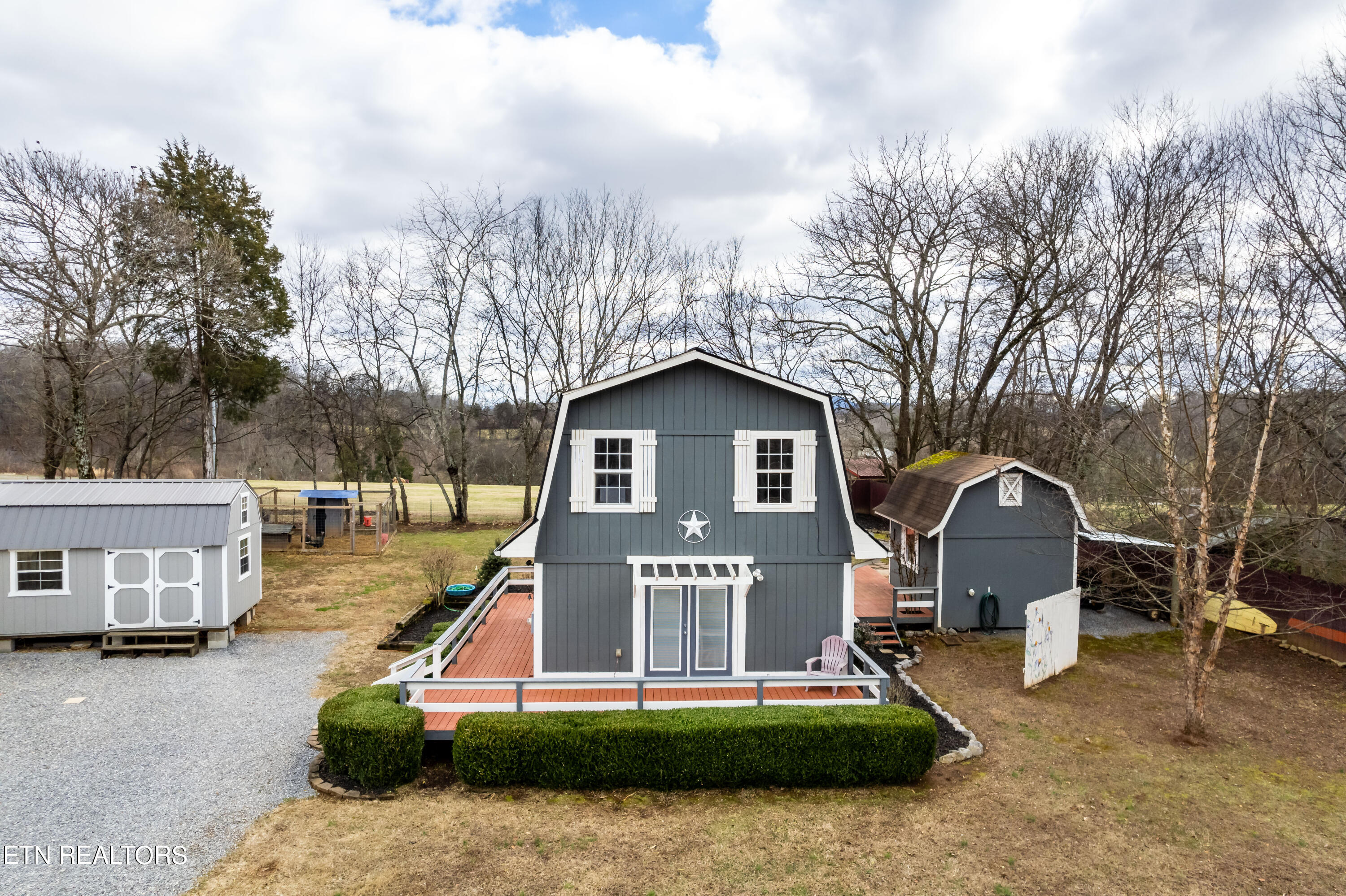 4530 N Wildwood Rd