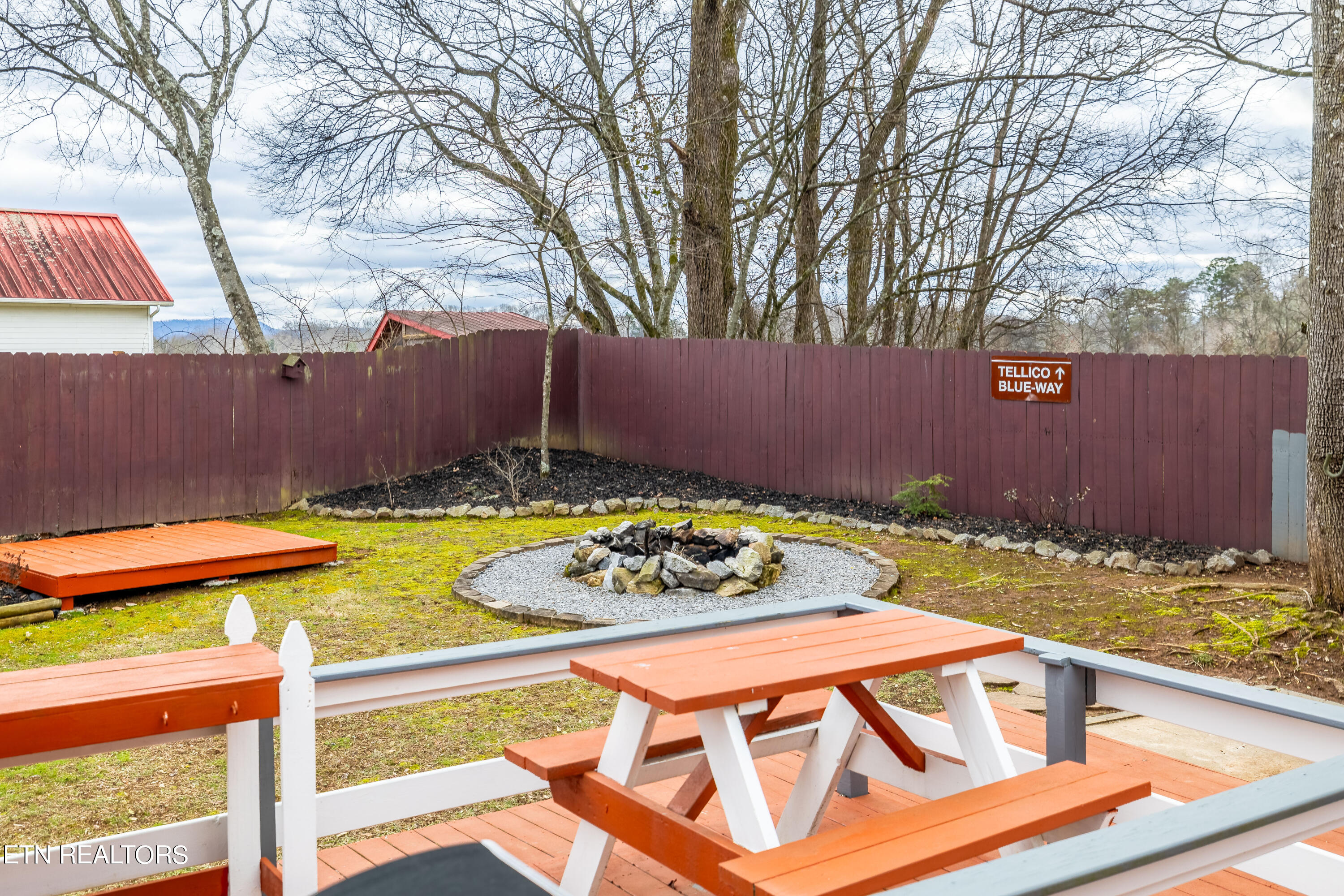 4530 N Wildwood Rd
