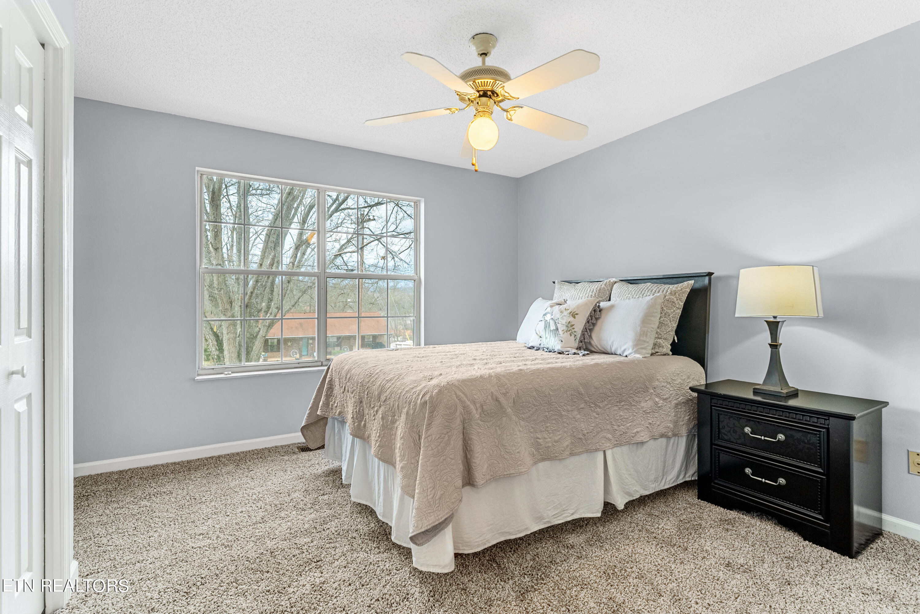 2742 Timberline Drive