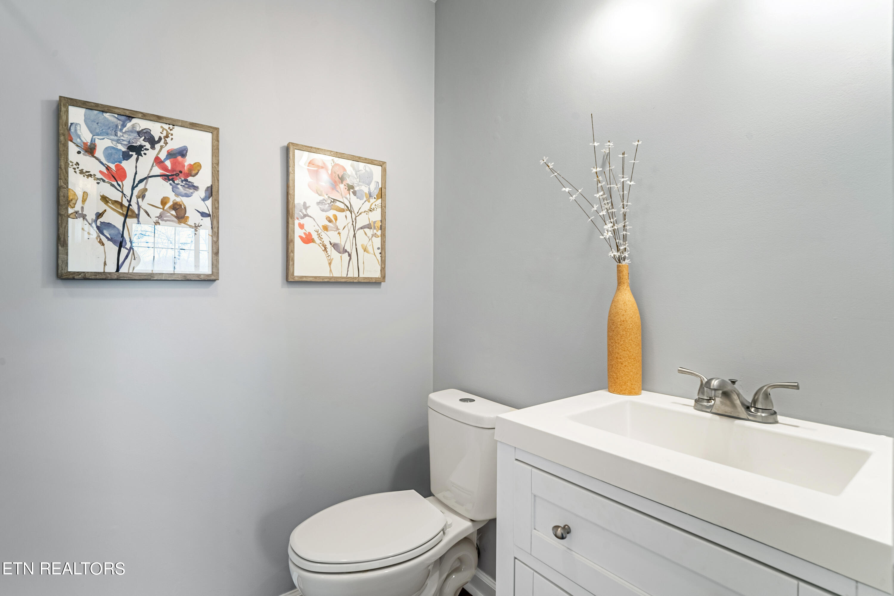 2742 Timberline Drive