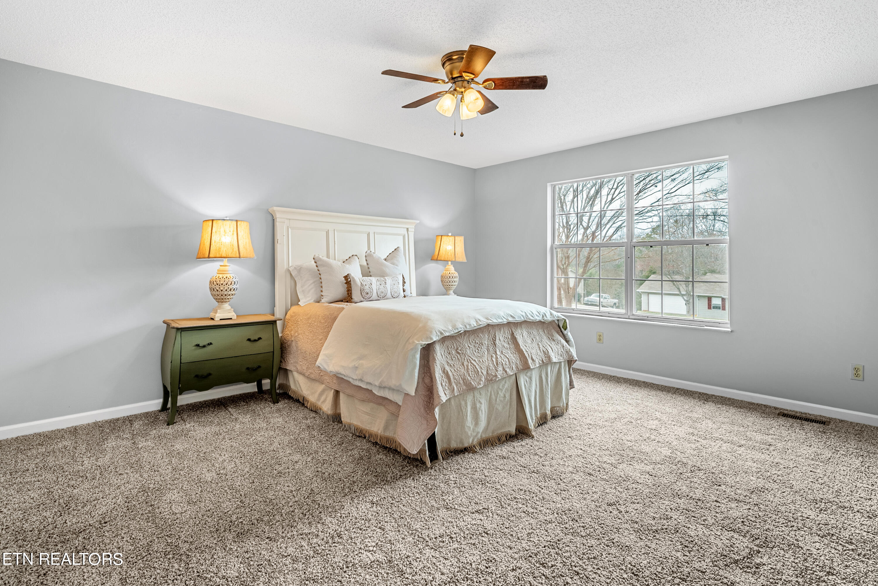 2742 Timberline Drive