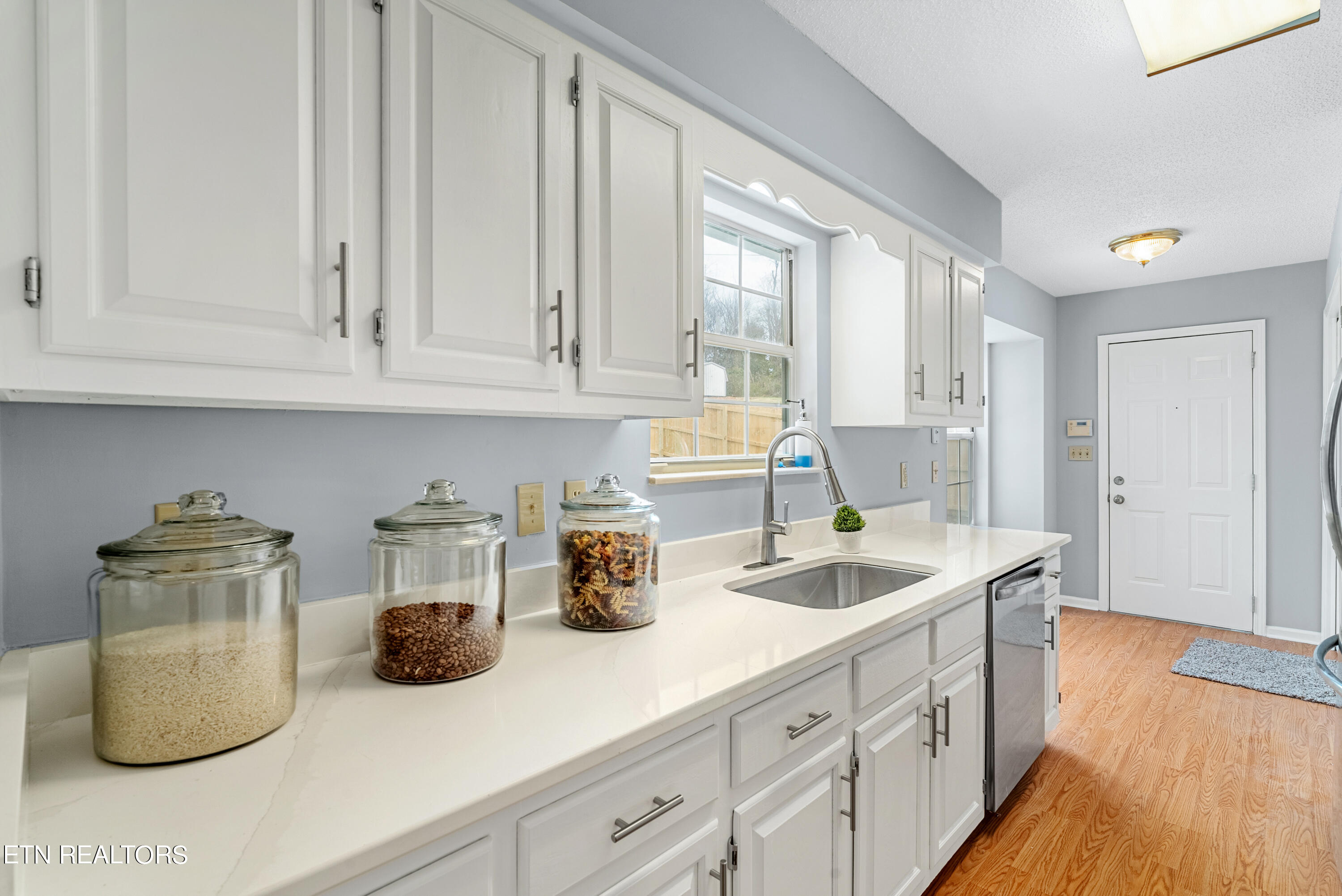 2742 Timberline Drive