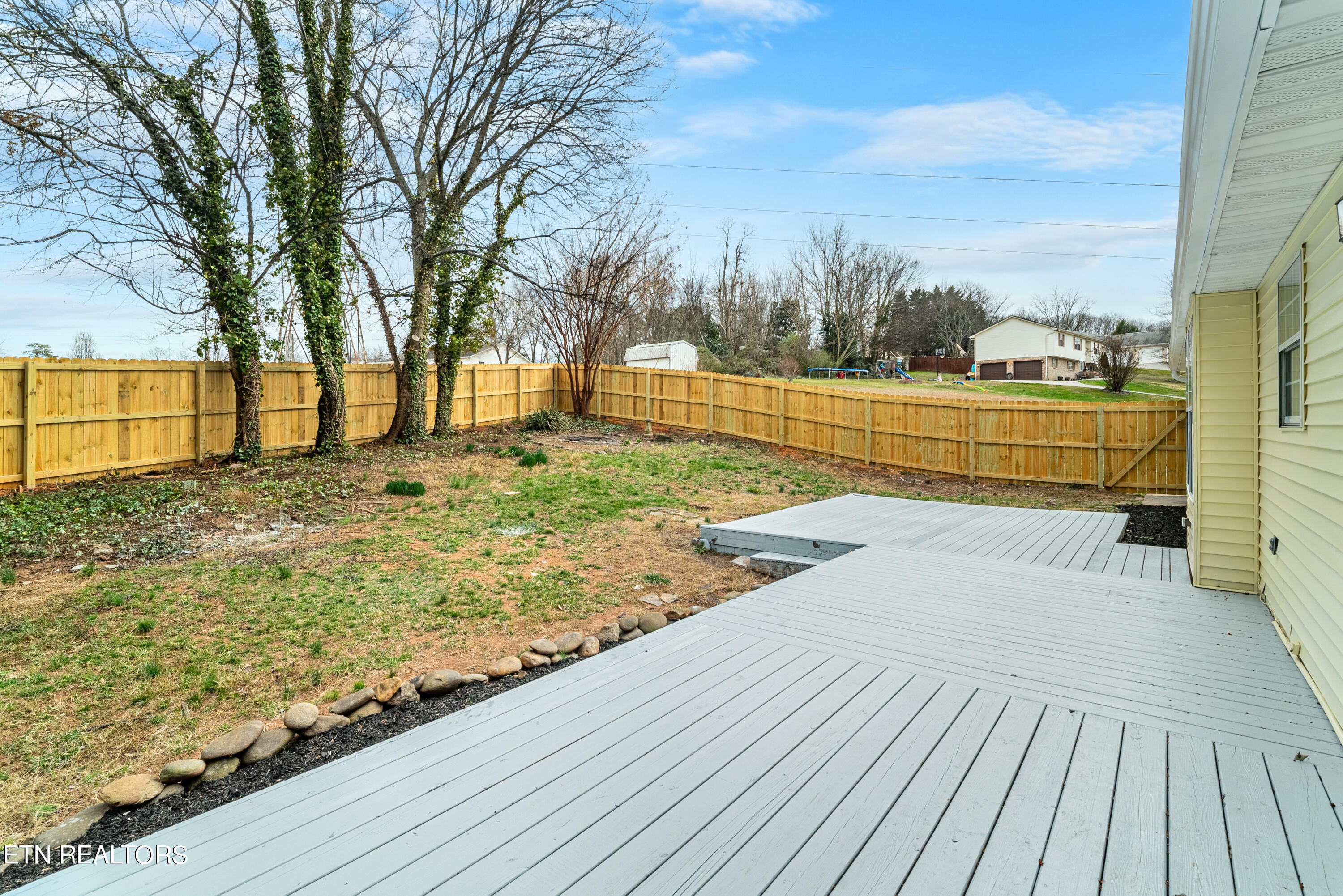 2742 Timberline Drive