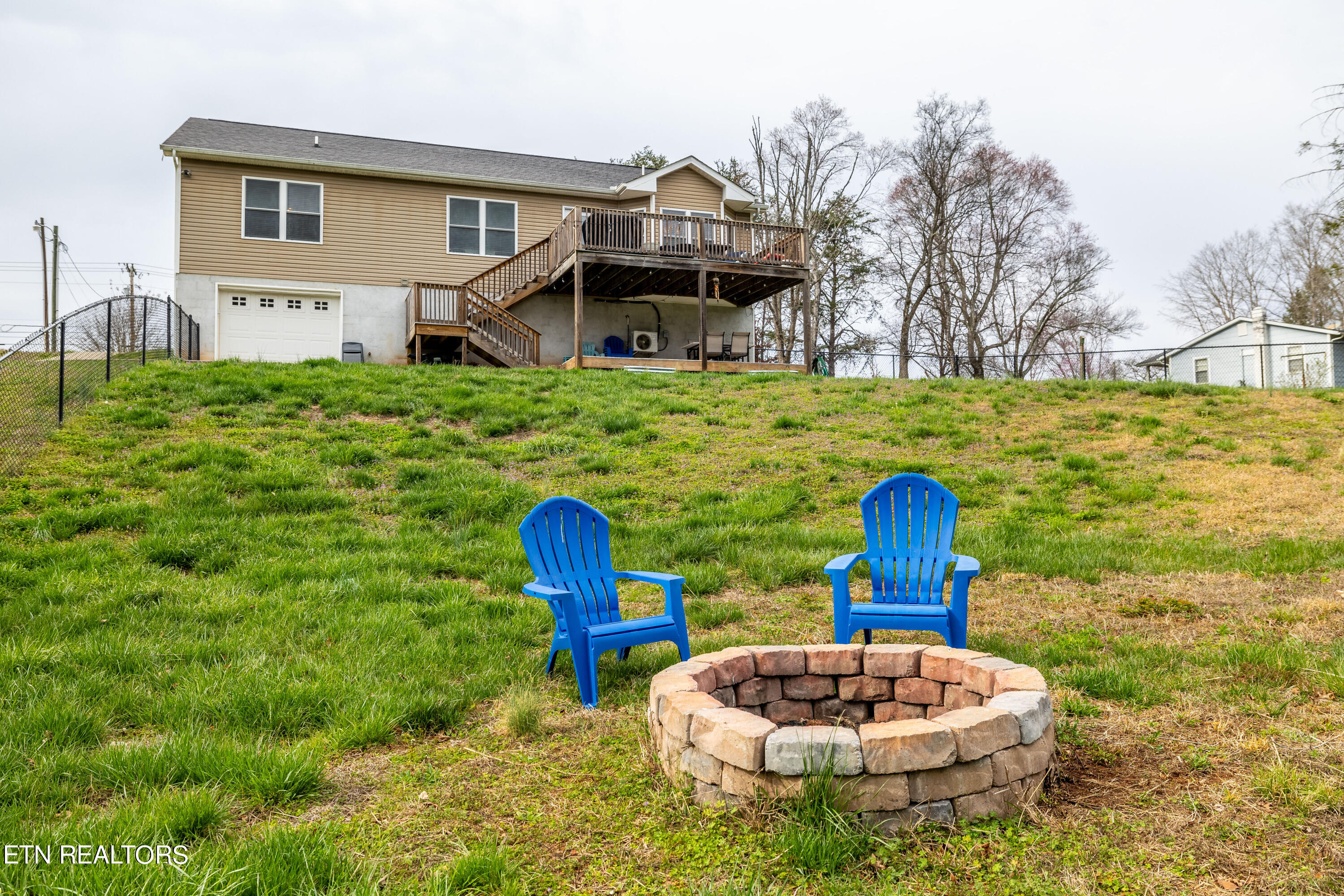 2481 Topside Rd