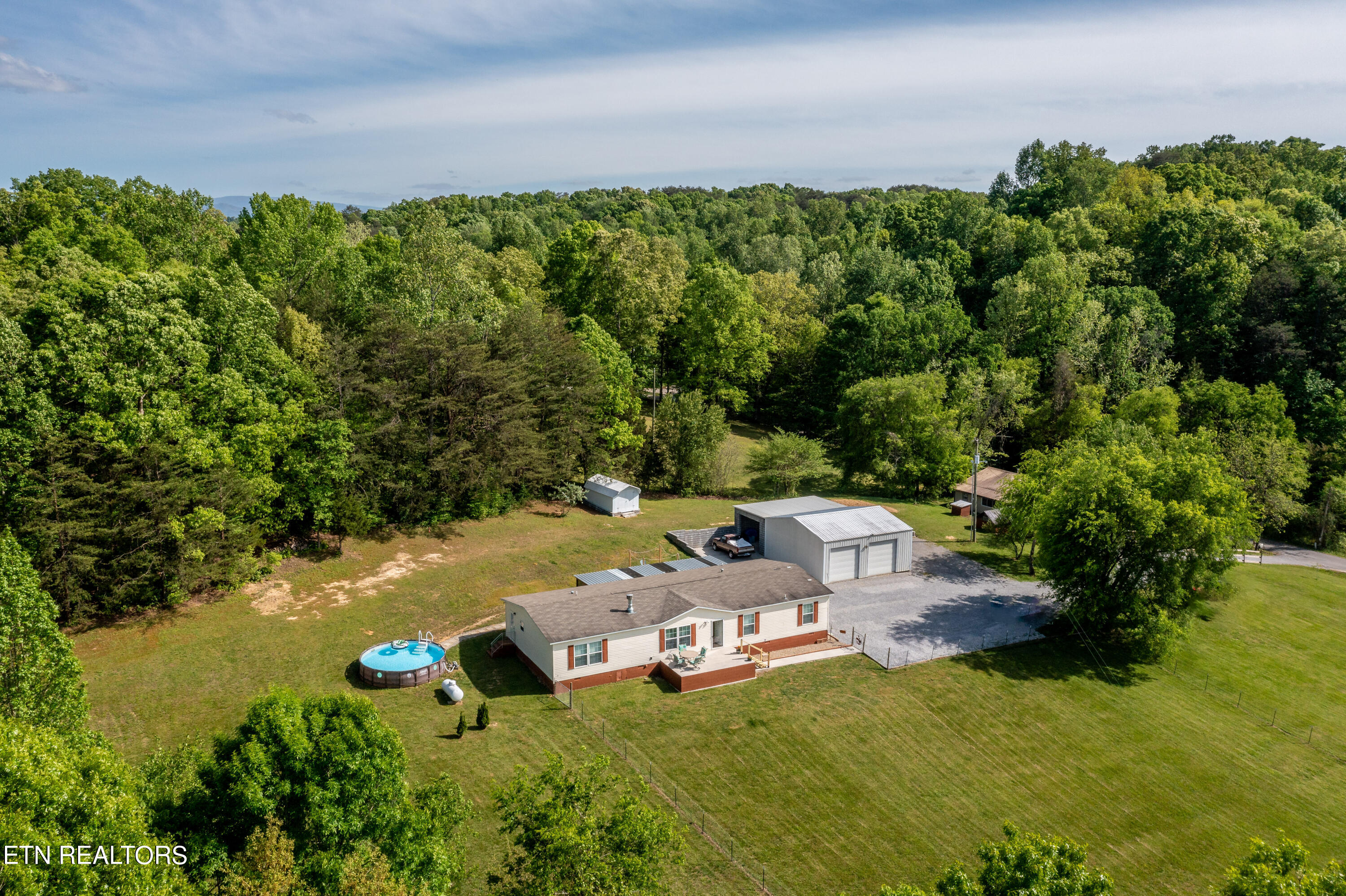 1614 Tom McCall Rd