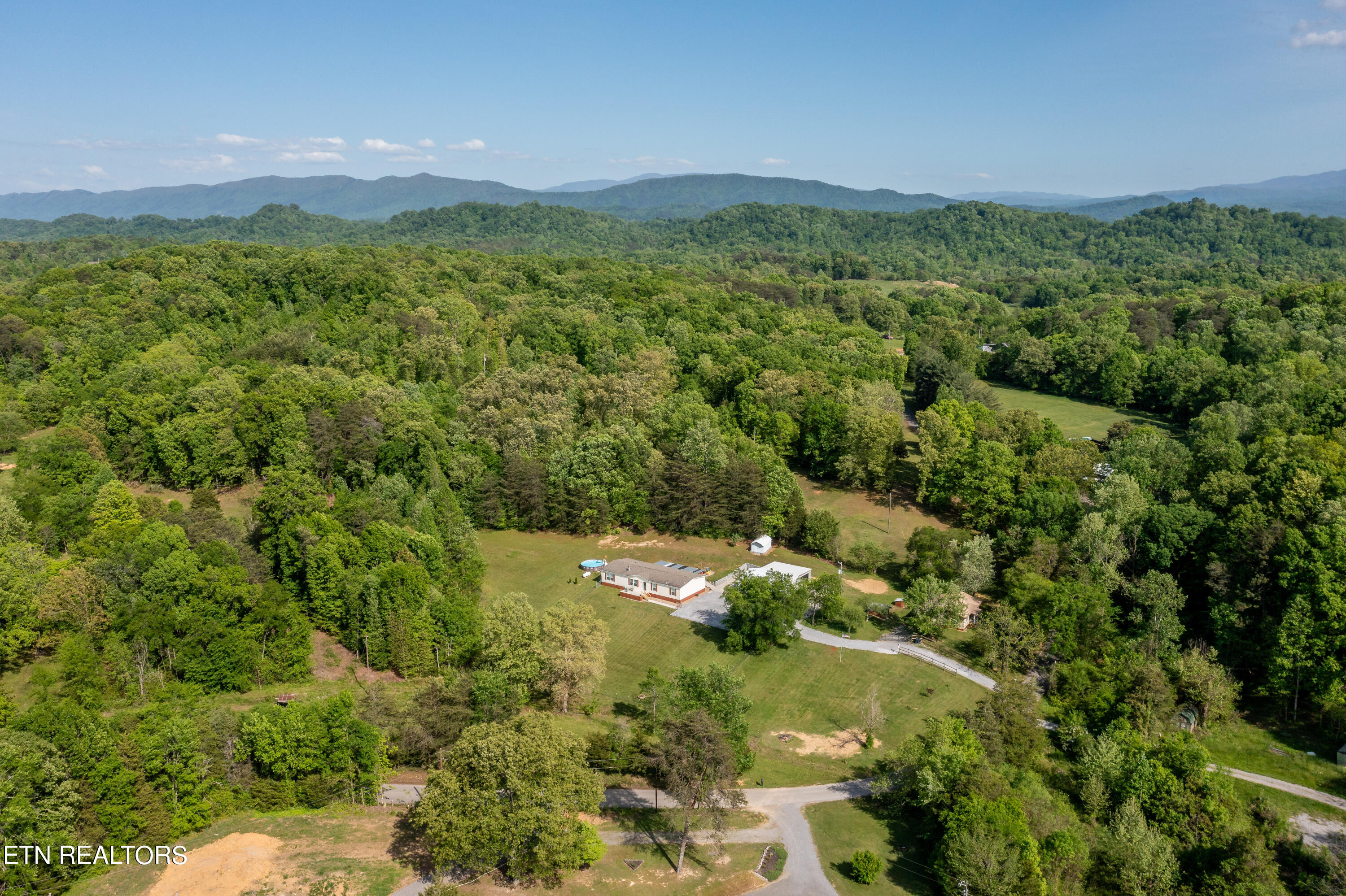 1614 Tom McCall Rd