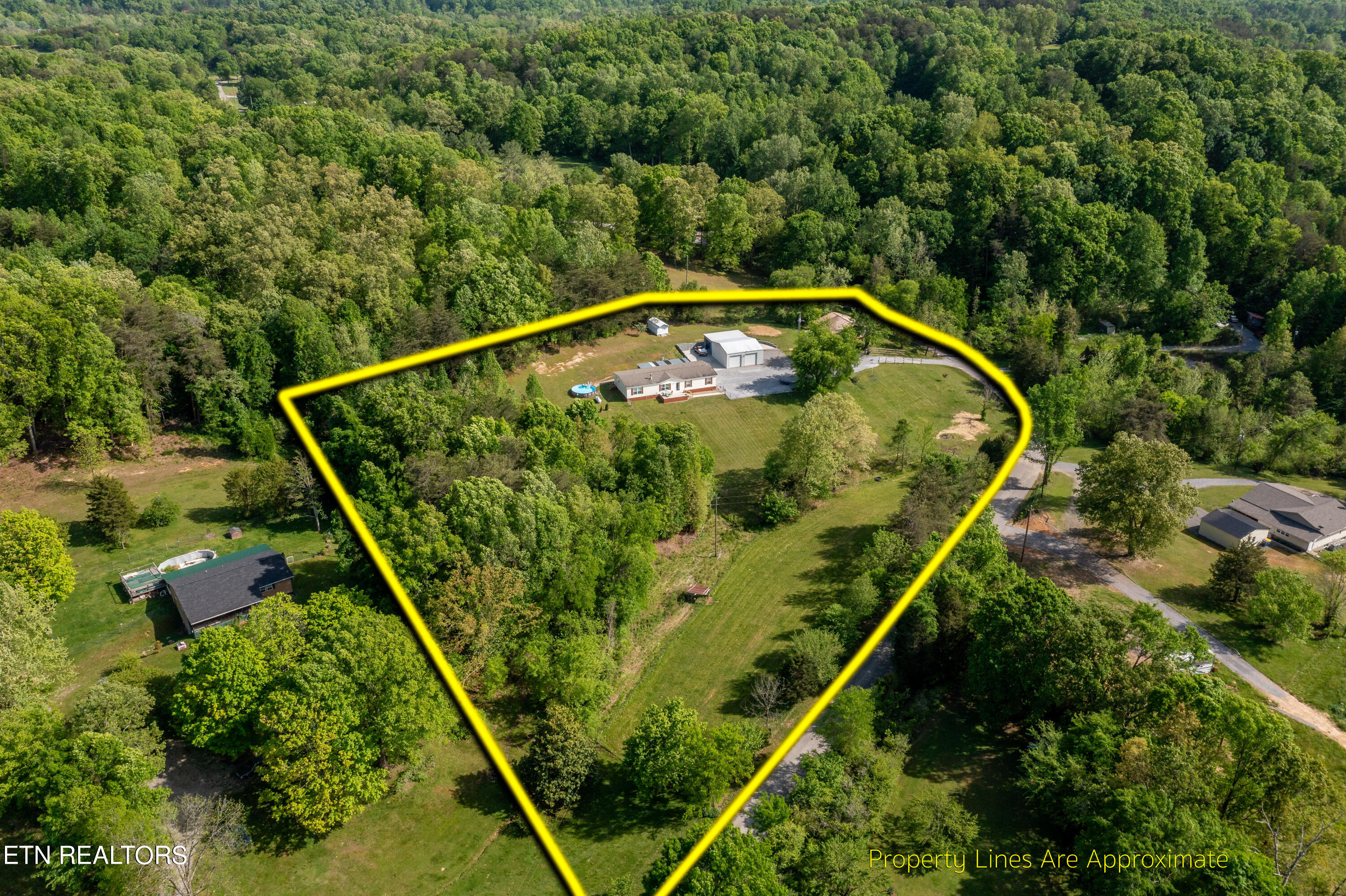 1614 Tom McCall Rd
