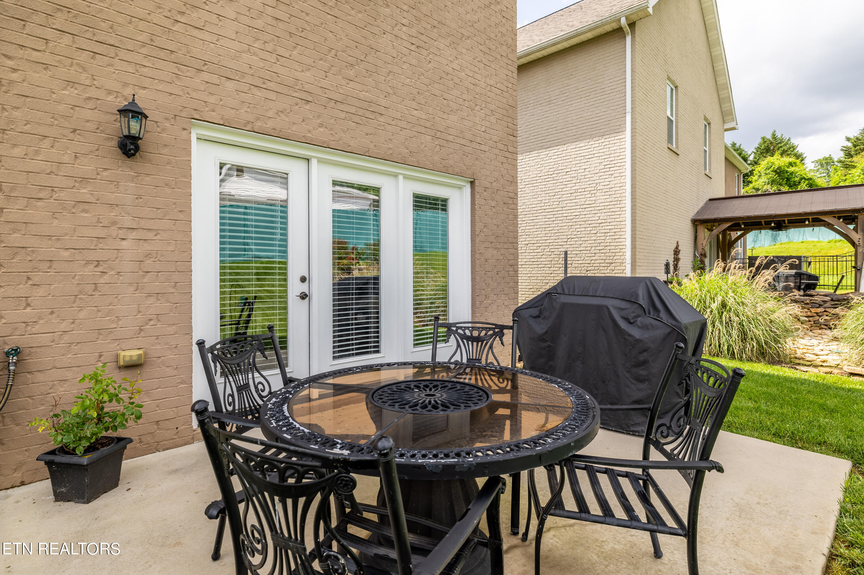 3136 Gazebo Point Way