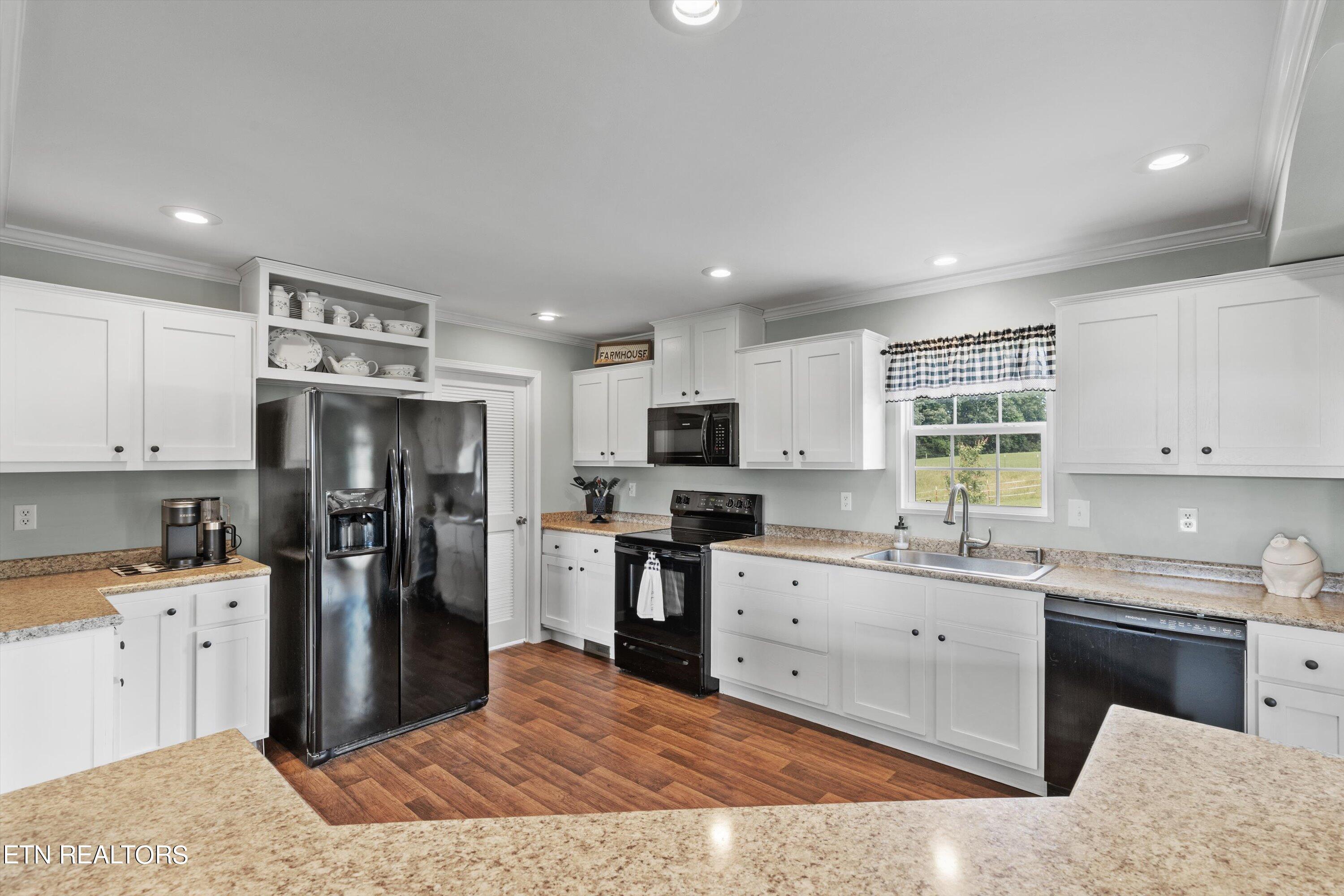 5734 Caldwell Rd