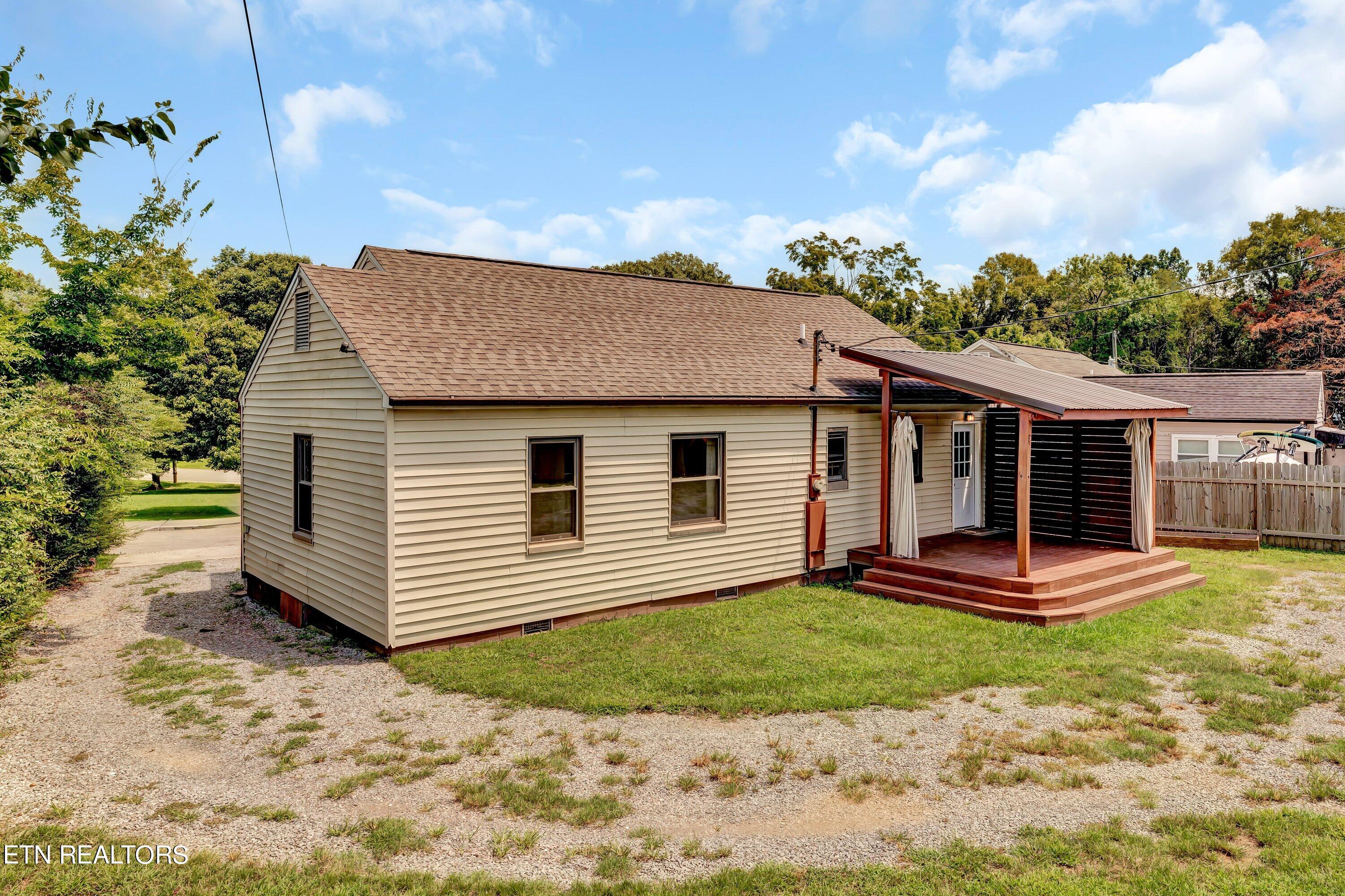 2637 Boright Place