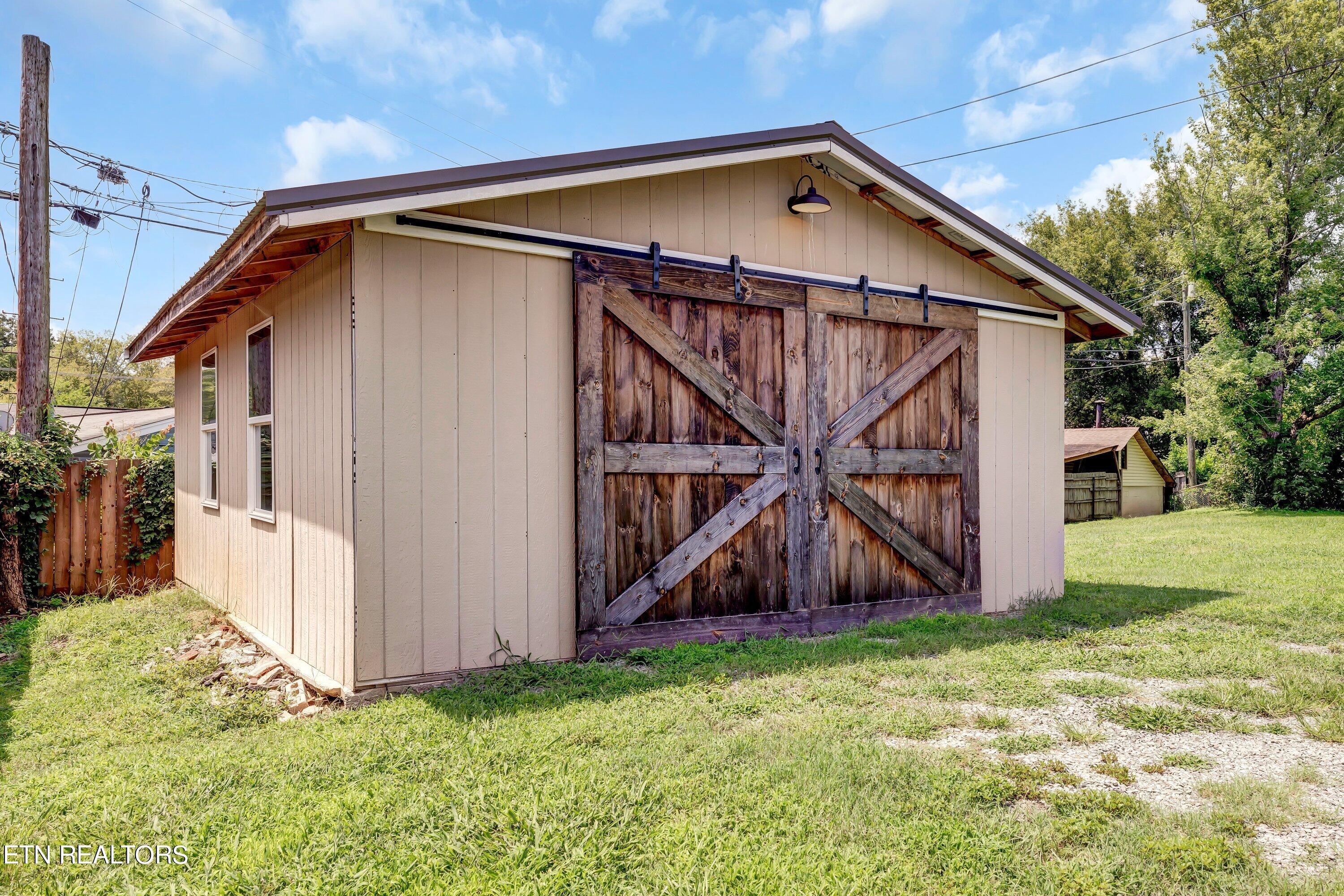 2637 Boright Place