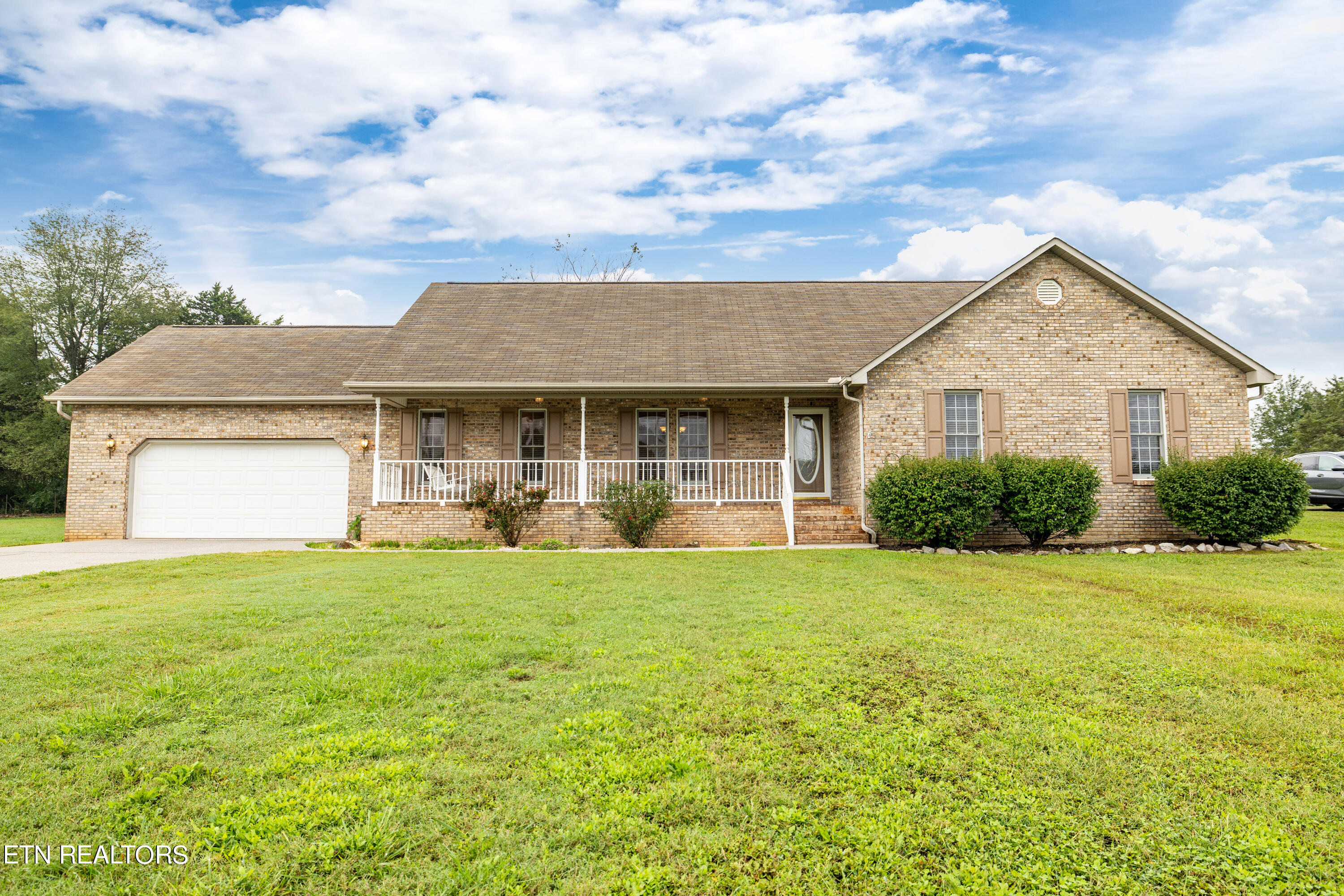 407 Pollys Way
