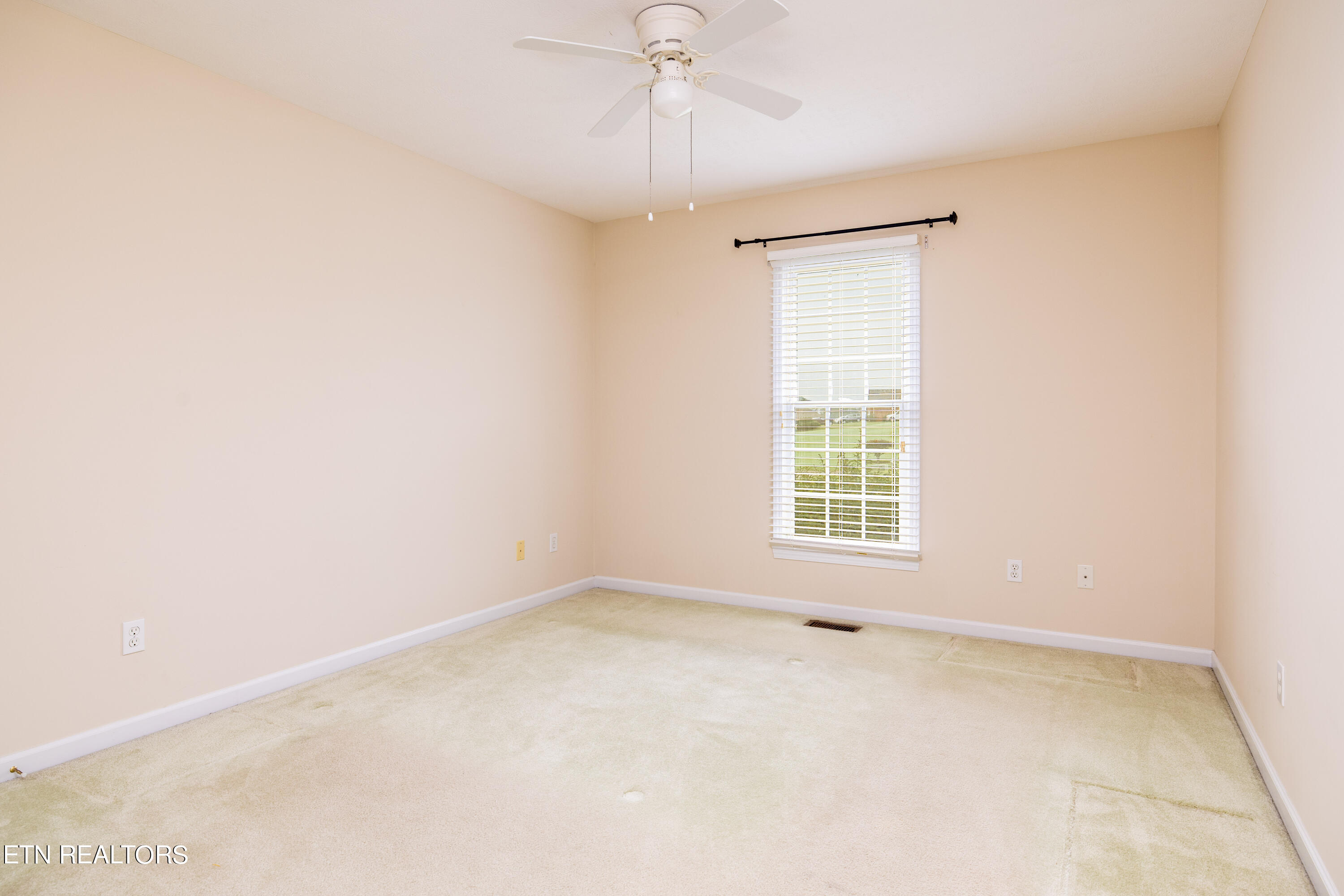 407 Pollys Way