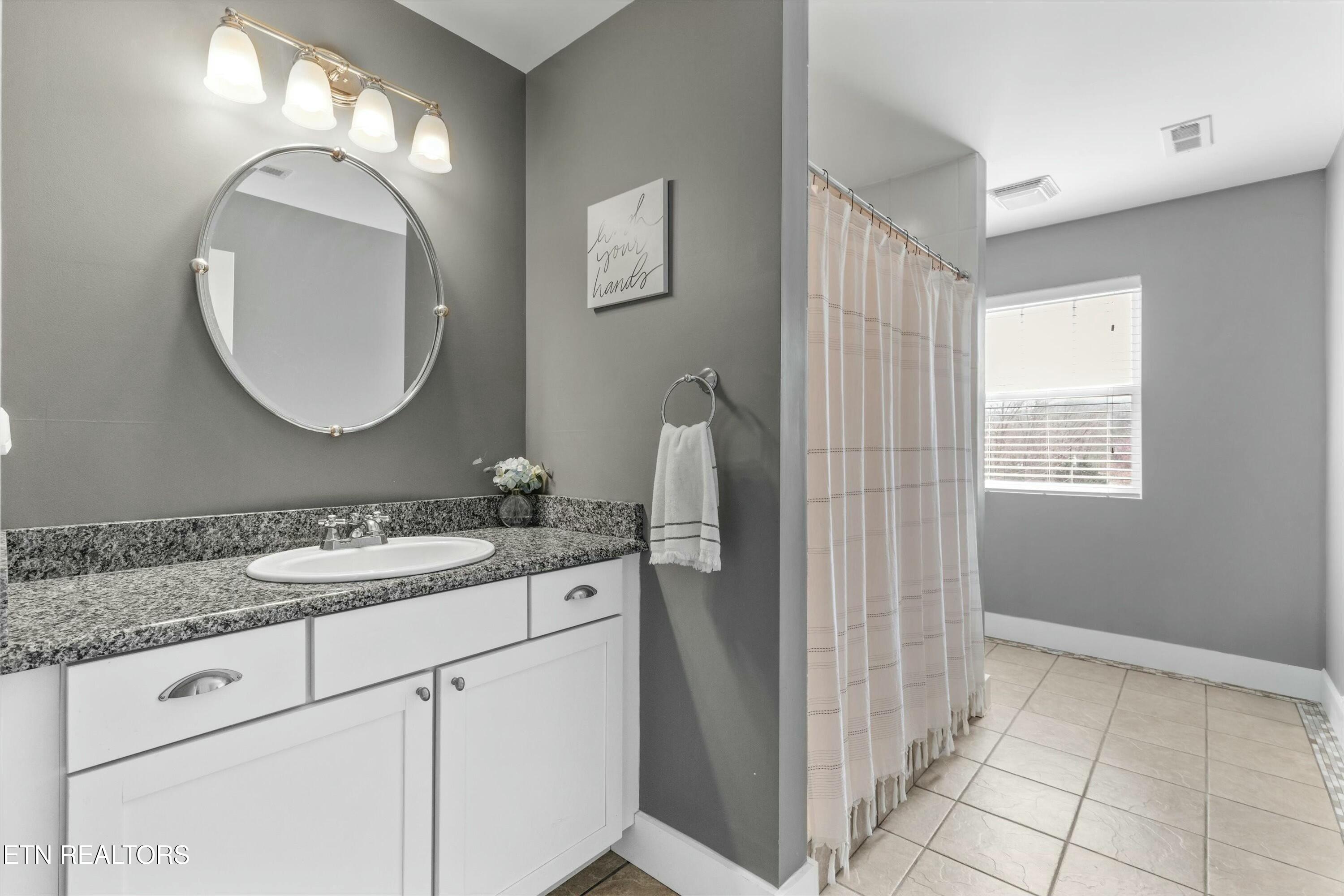 6552 Lee Thompson Lane
