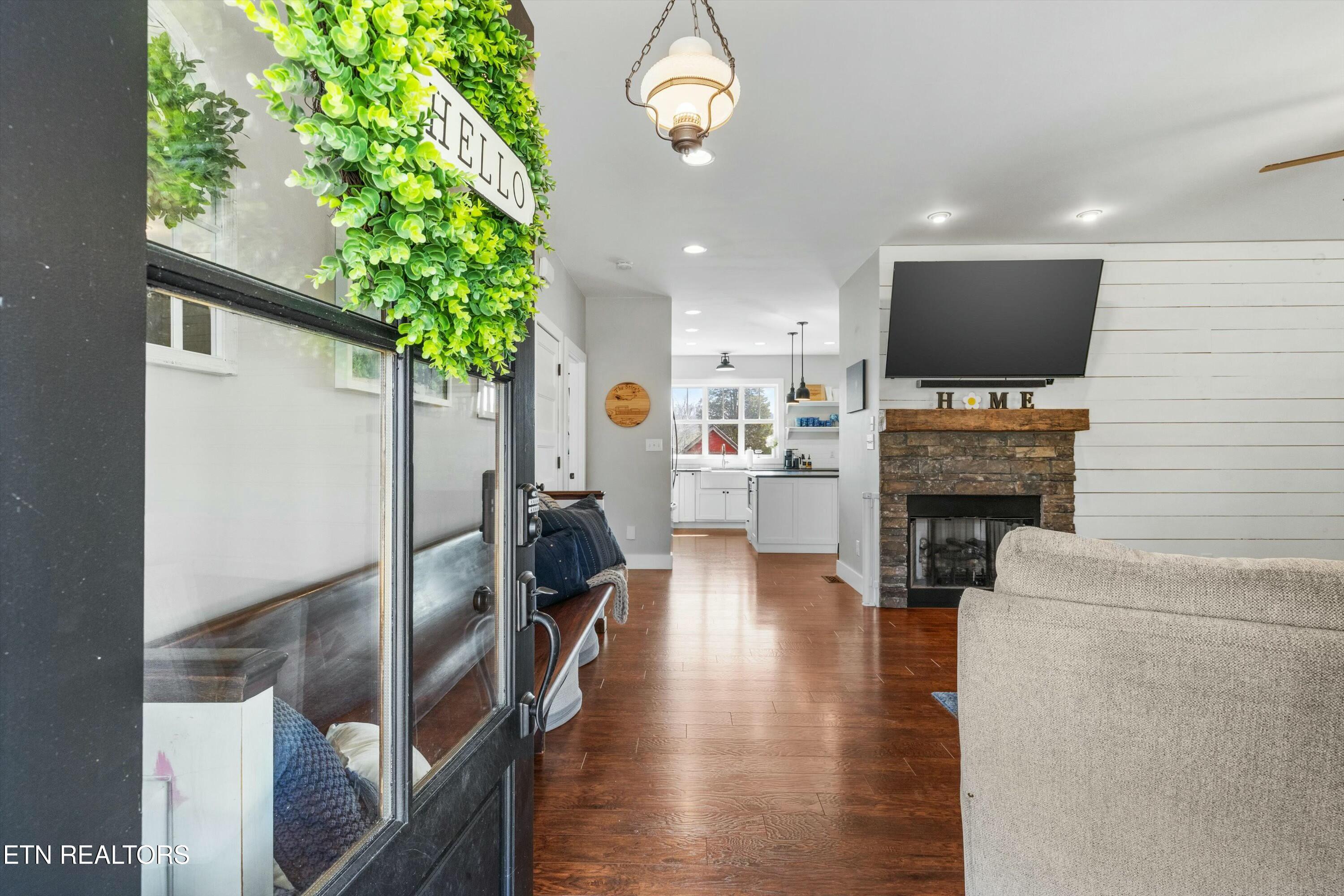 6552 Lee Thompson Lane