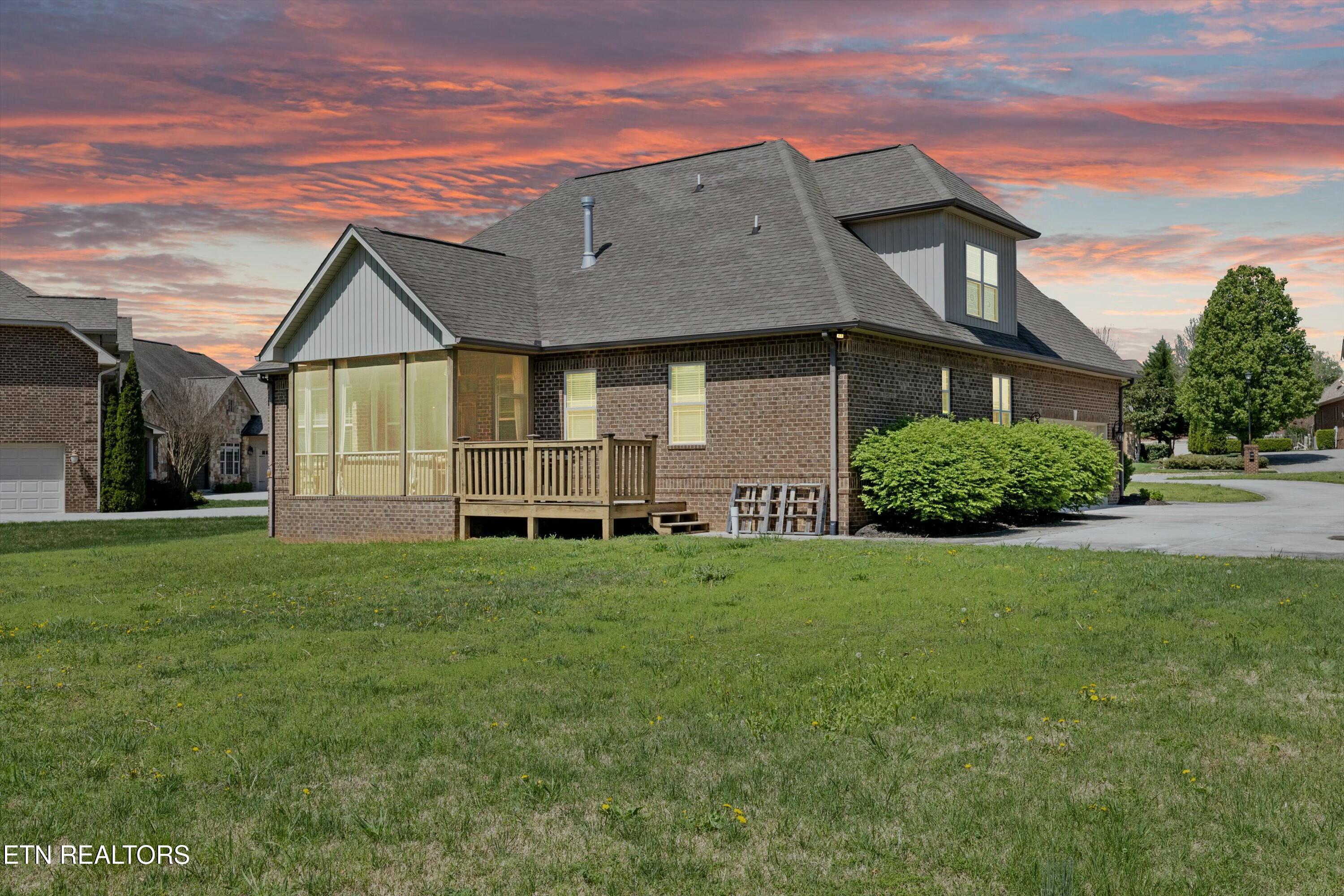 207 Heighton Court