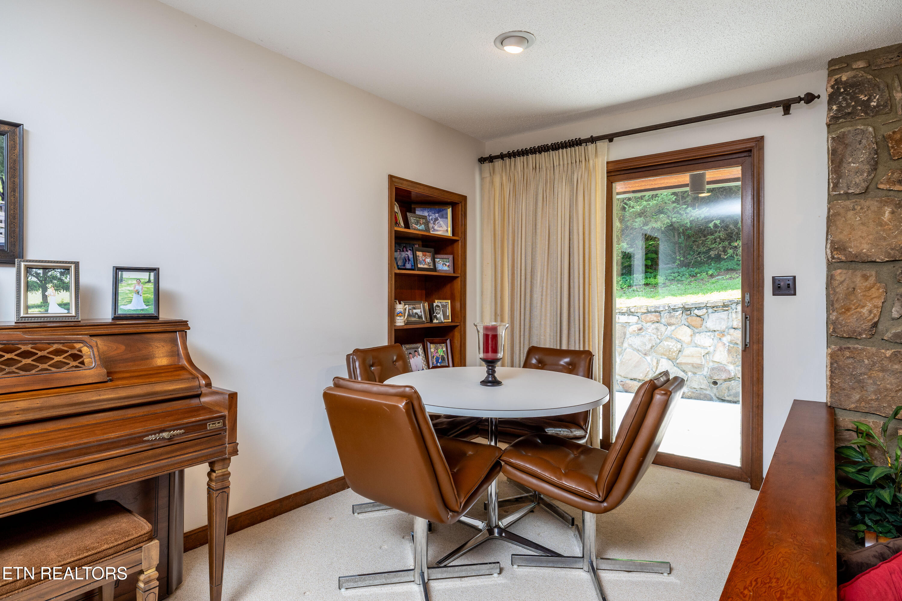 3837 Twin Island Drive