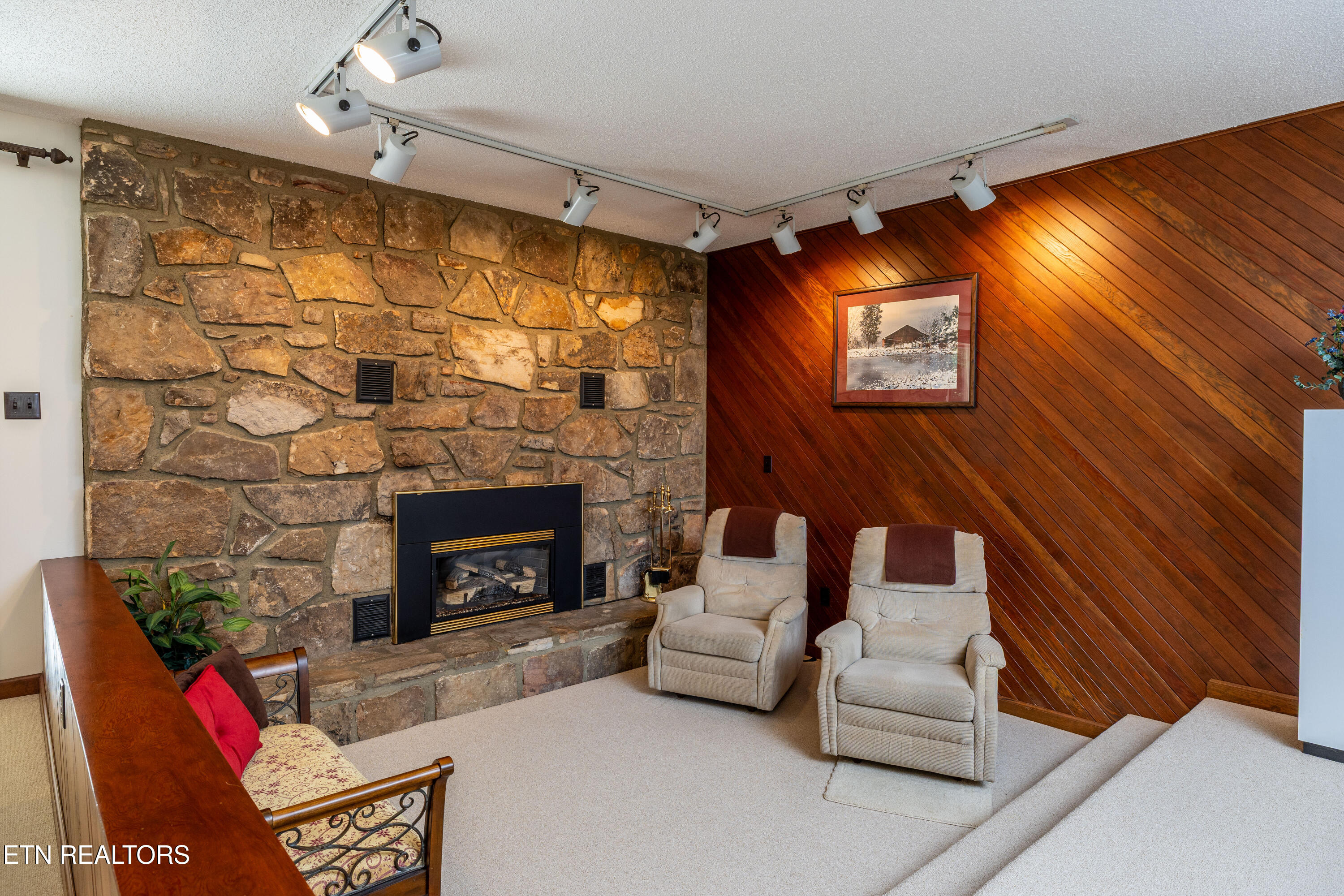 3837 Twin Island Drive