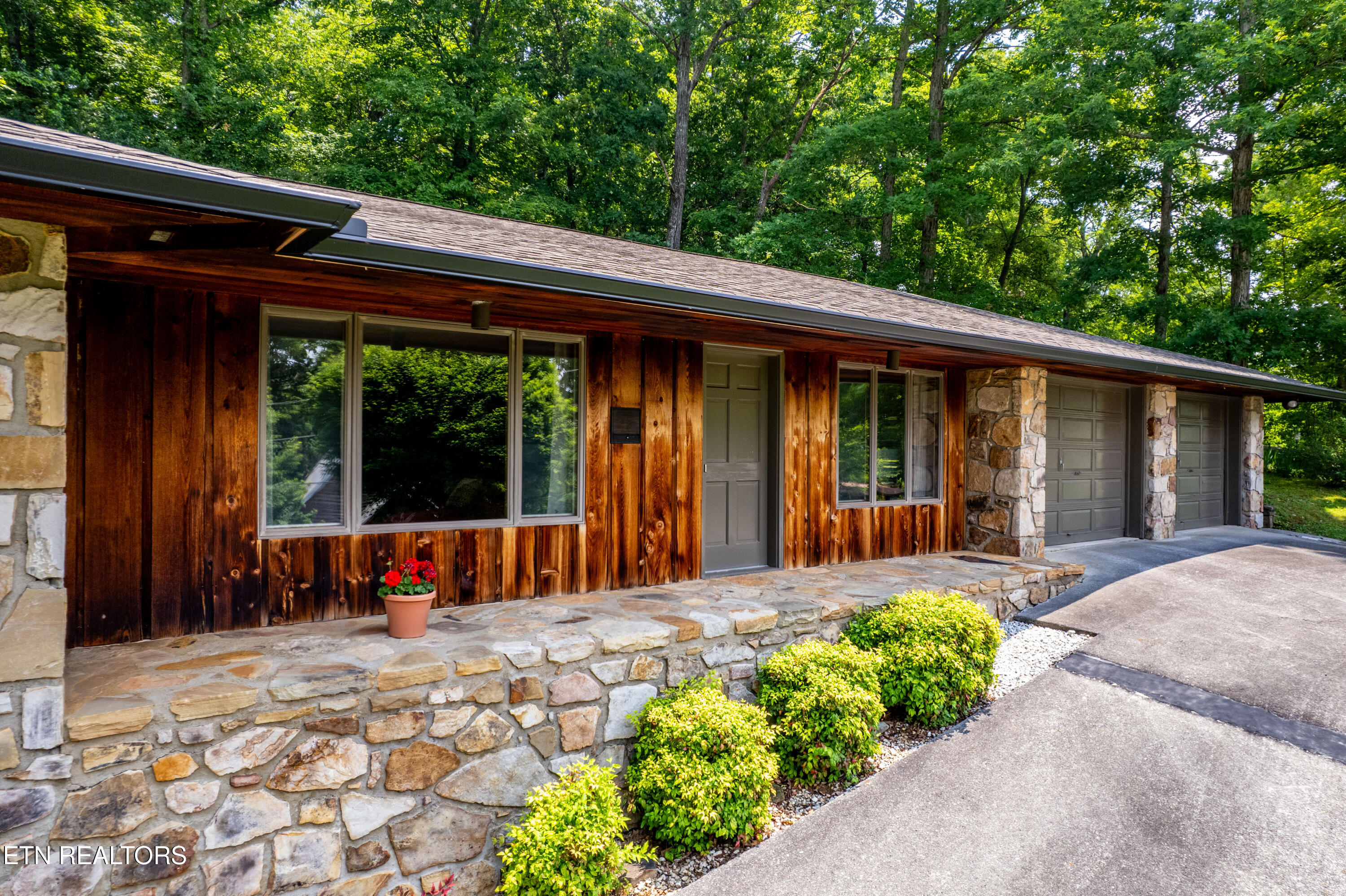 3837 Twin Island Drive