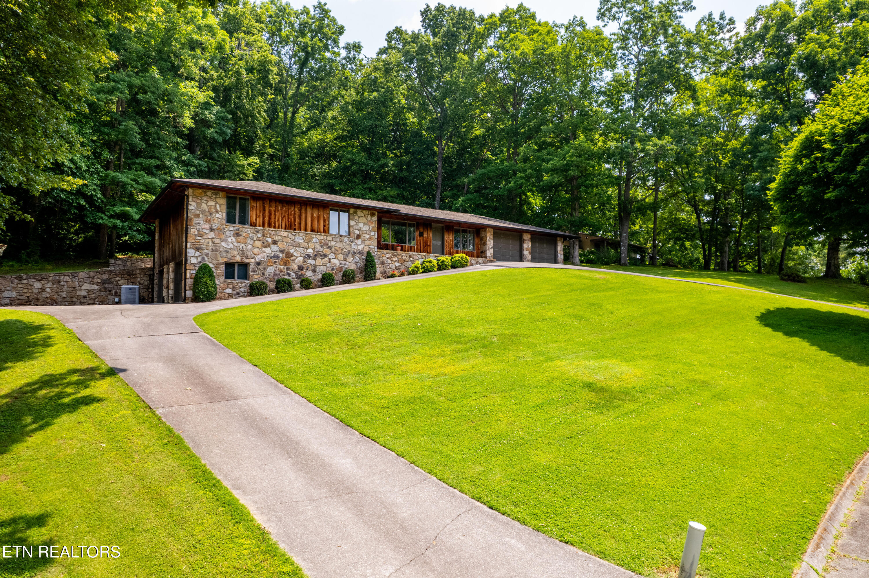 3837 Twin Island Drive
