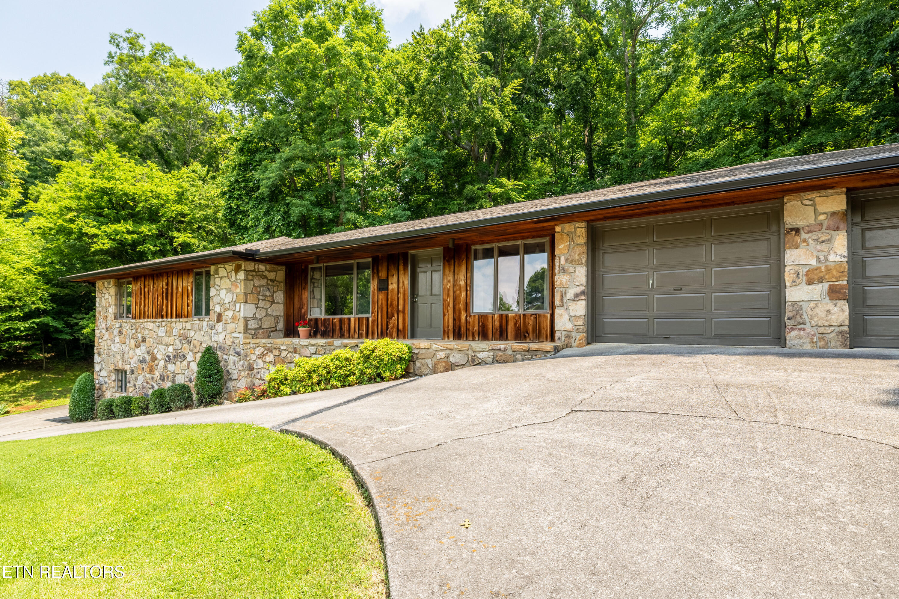 3837 Twin Island Drive