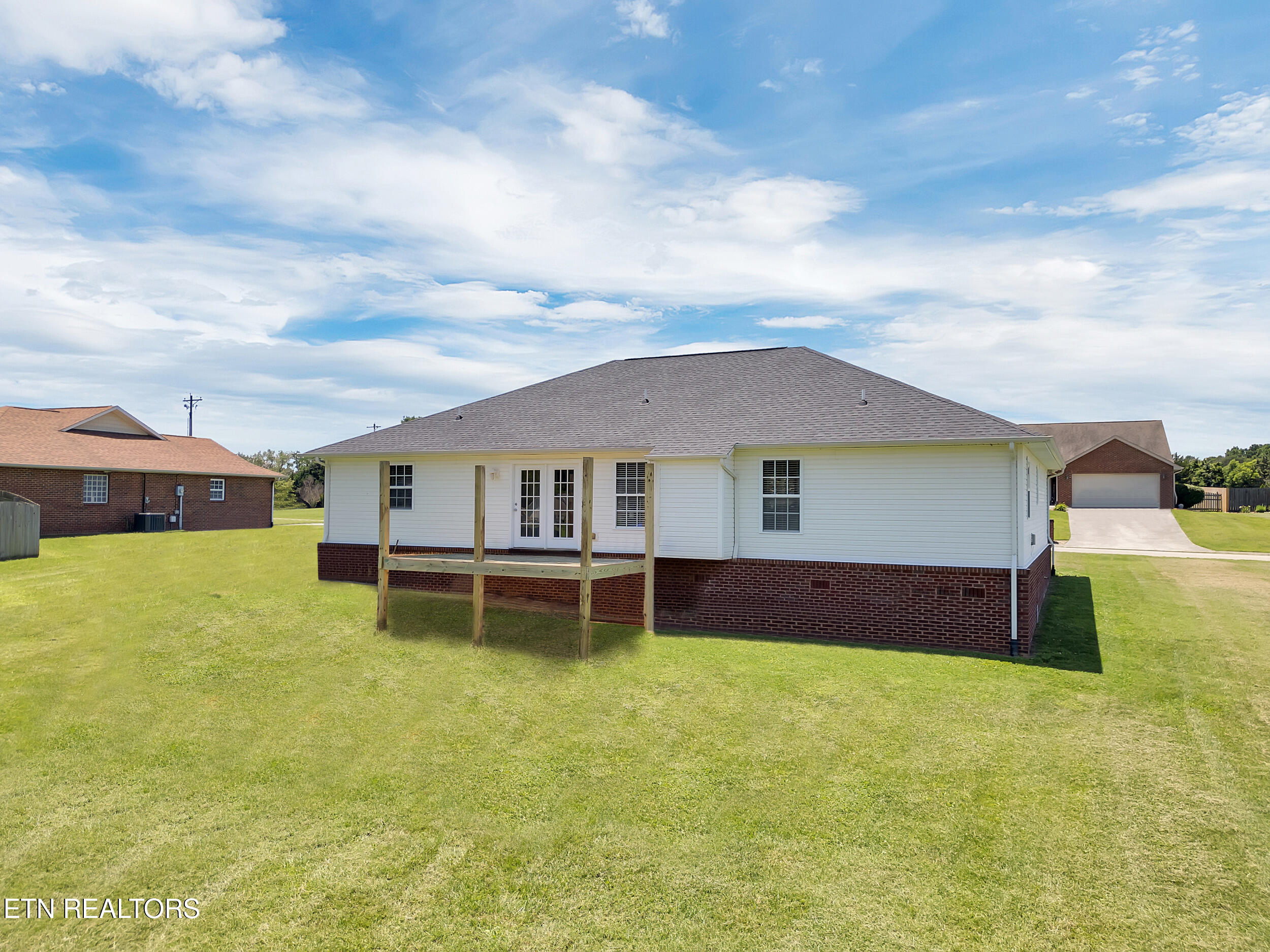 910 Mossy Grove Ln Lane
