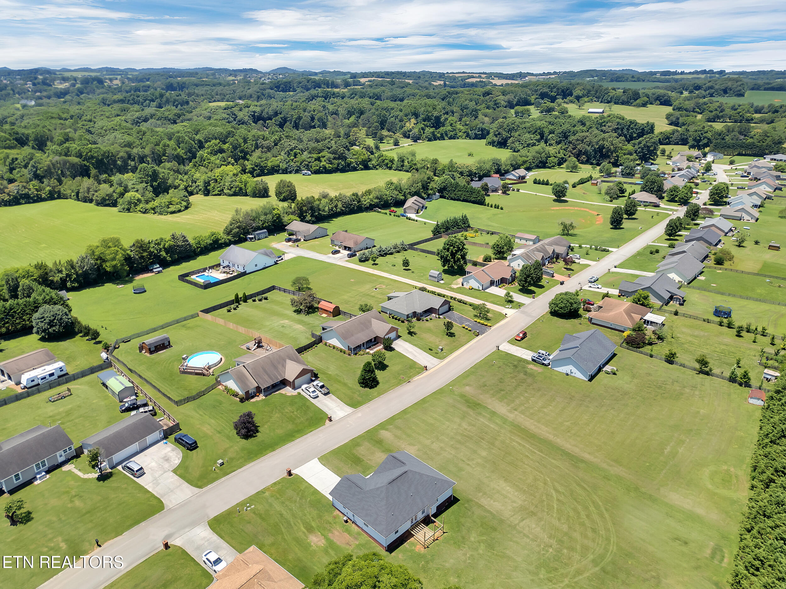 910 Mossy Grove Ln Lane