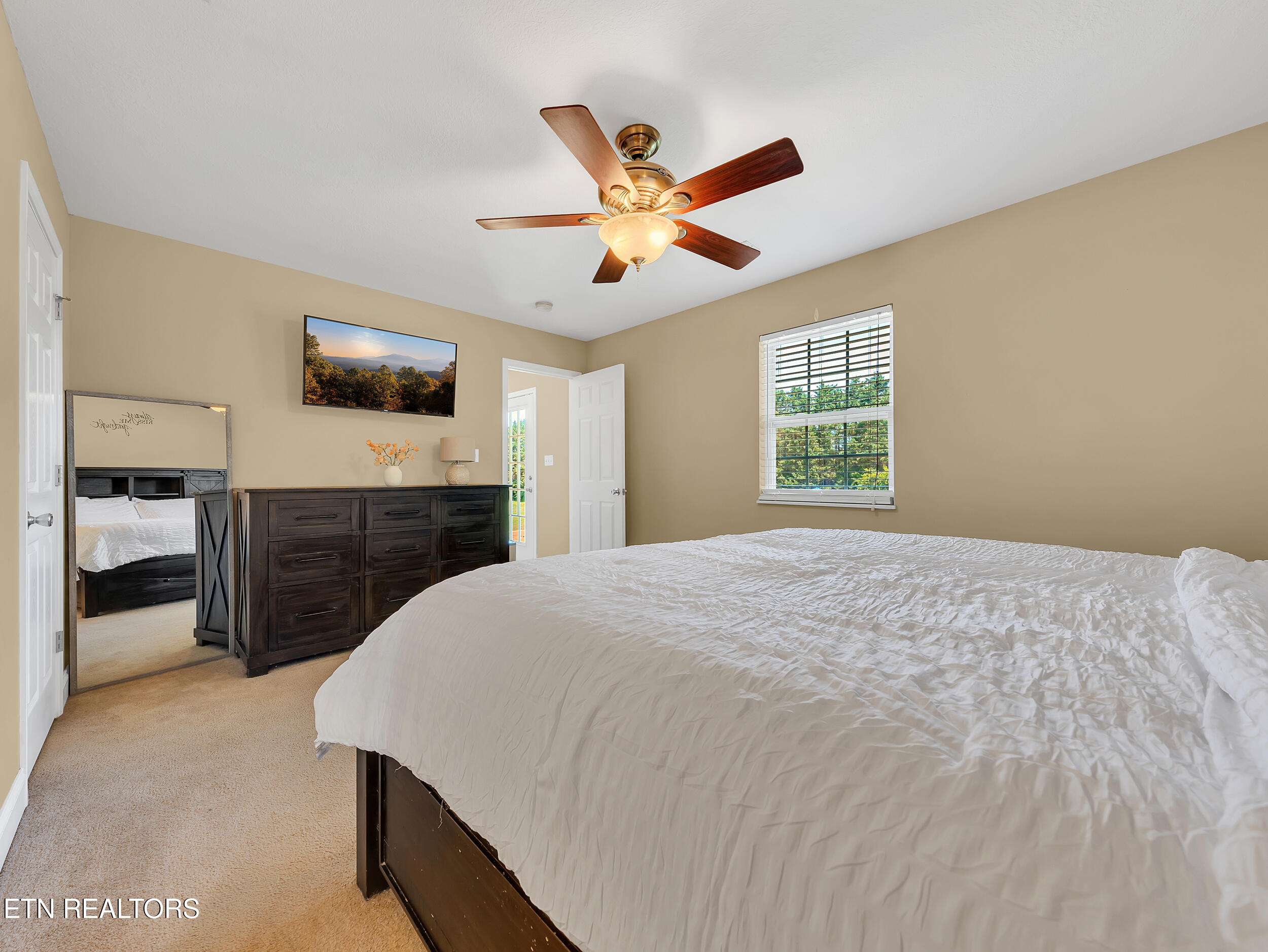 910 Mossy Grove Ln Lane