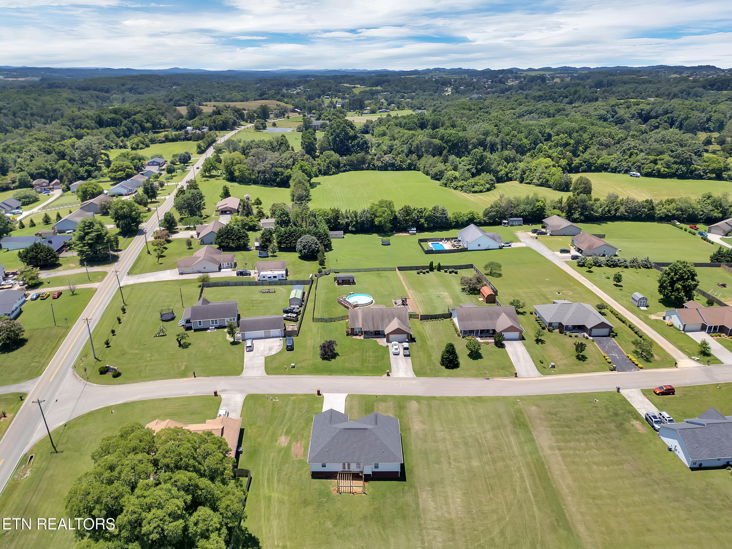 910 Mossy Grove Ln Lane