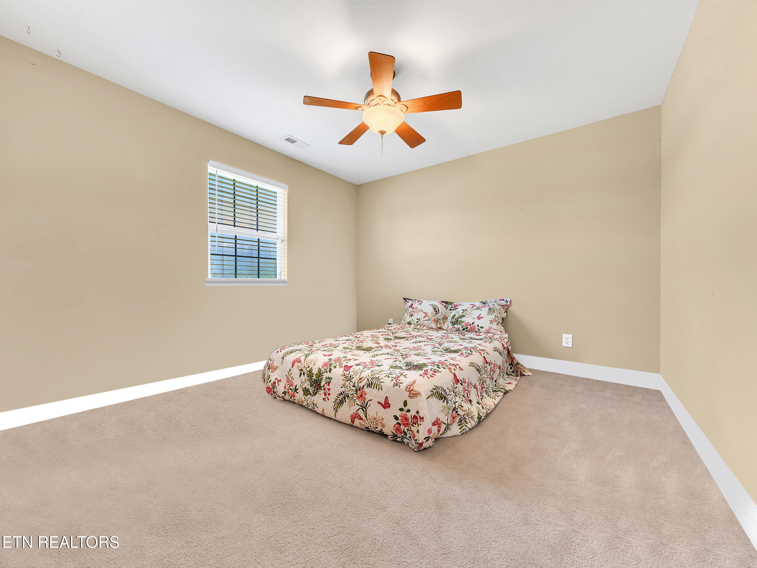 910 Mossy Grove Ln Lane