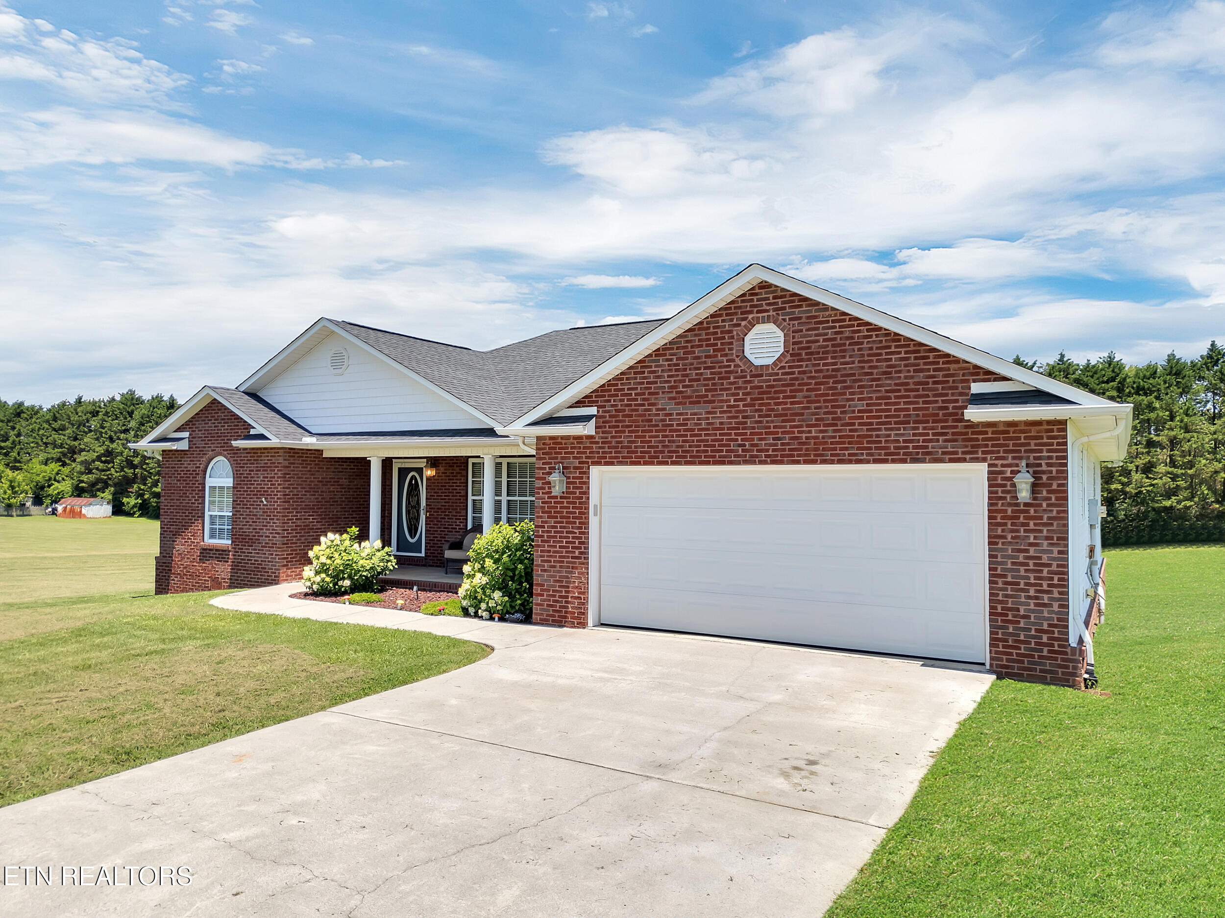 910 Mossy Grove Ln Lane