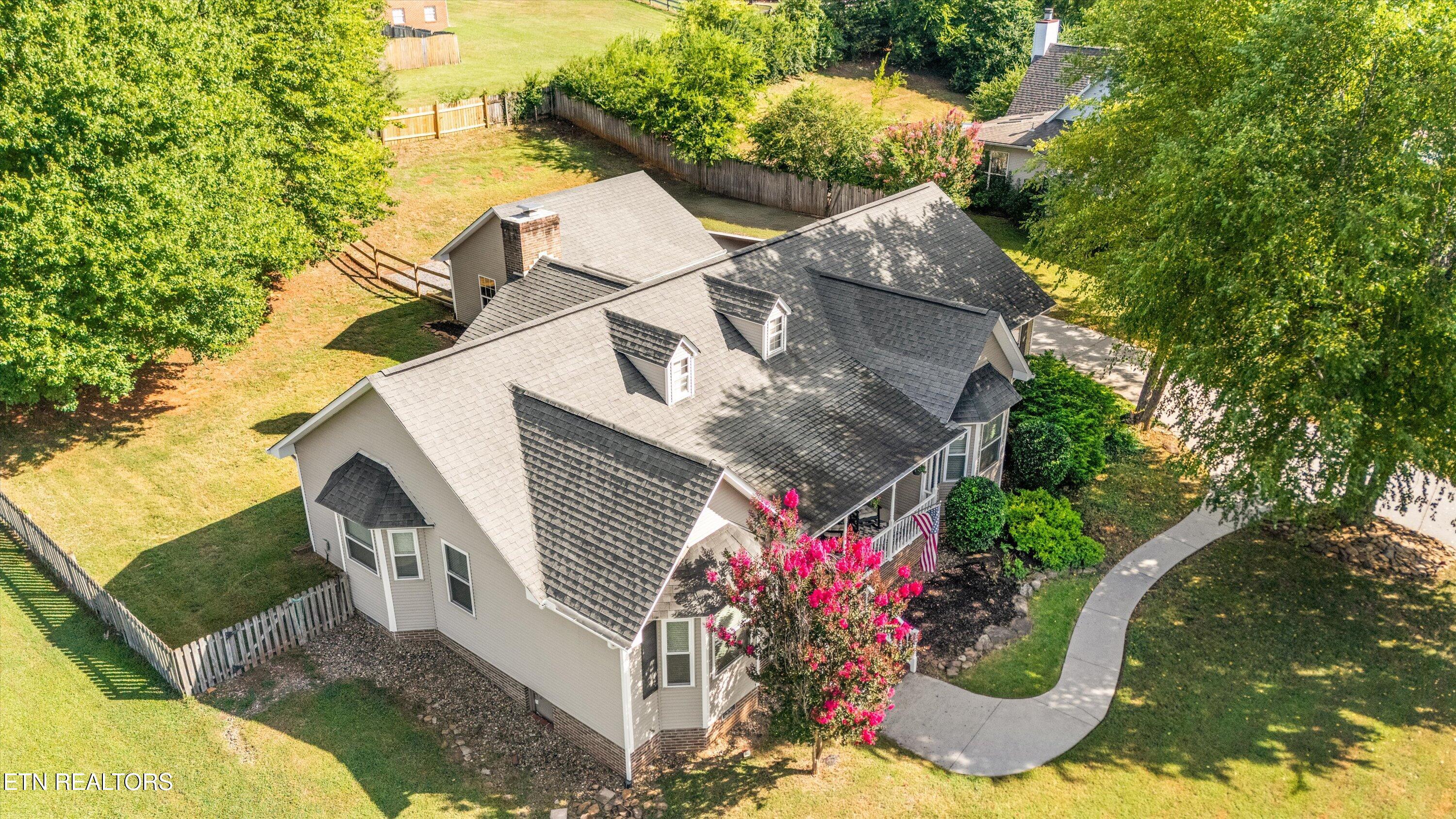 1717 Westcliff Drive