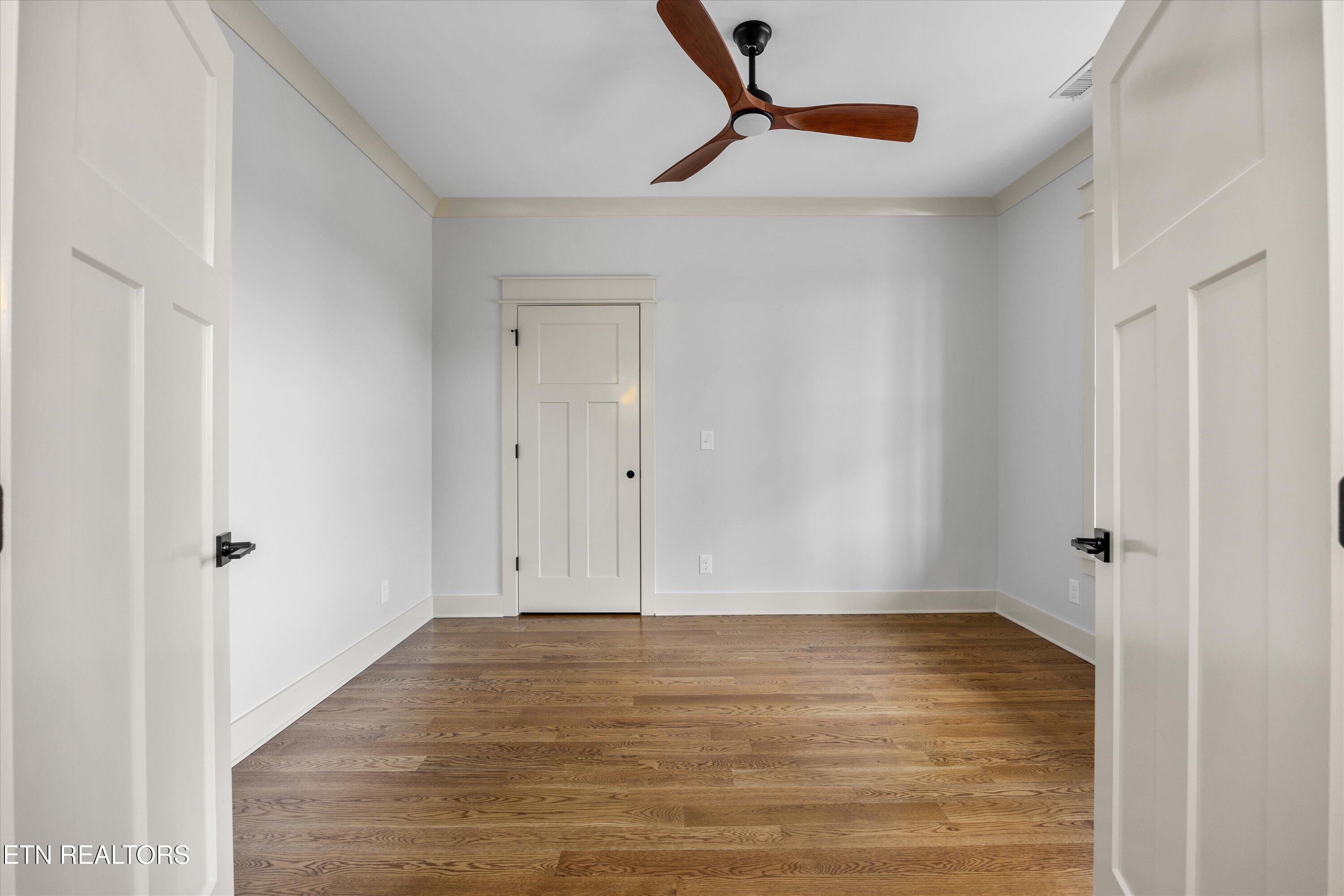 5914 John Drive