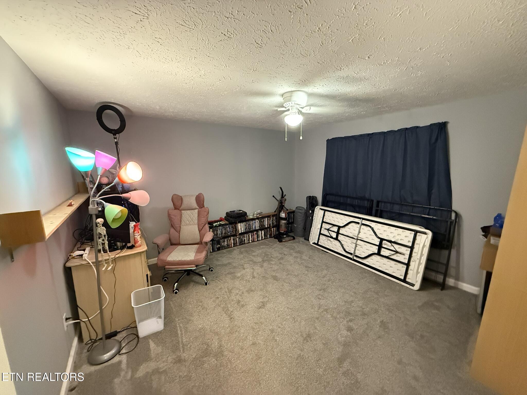 604 Oak Grove Rd