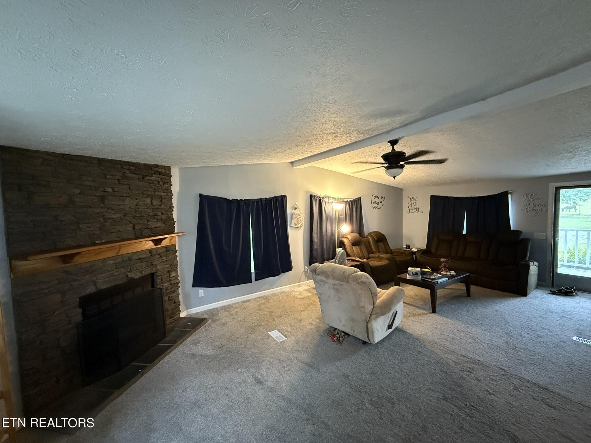 604 Oak Grove Rd
