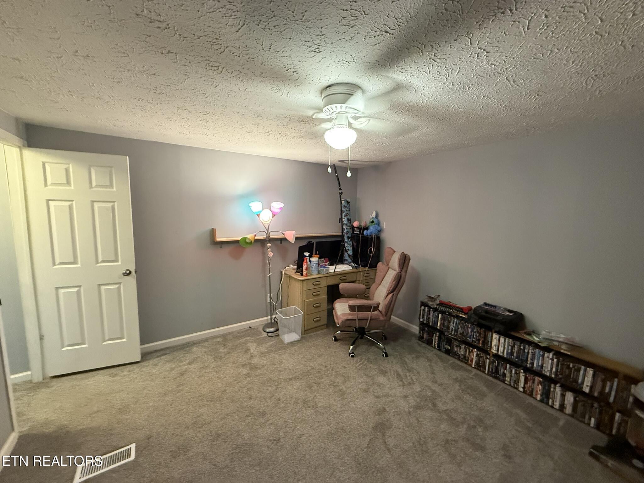 604 Oak Grove Rd