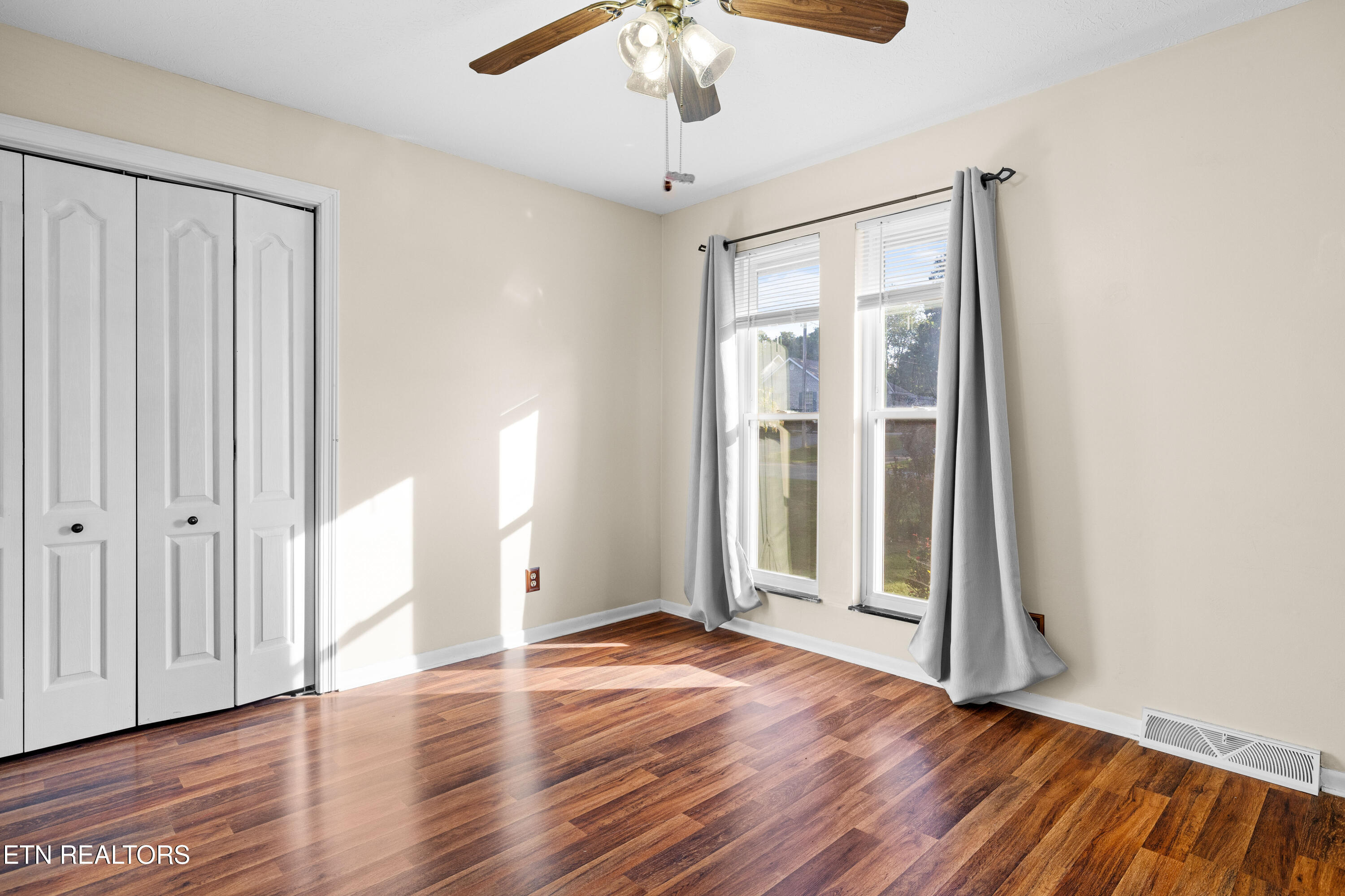 1215 S Dogwood Drive