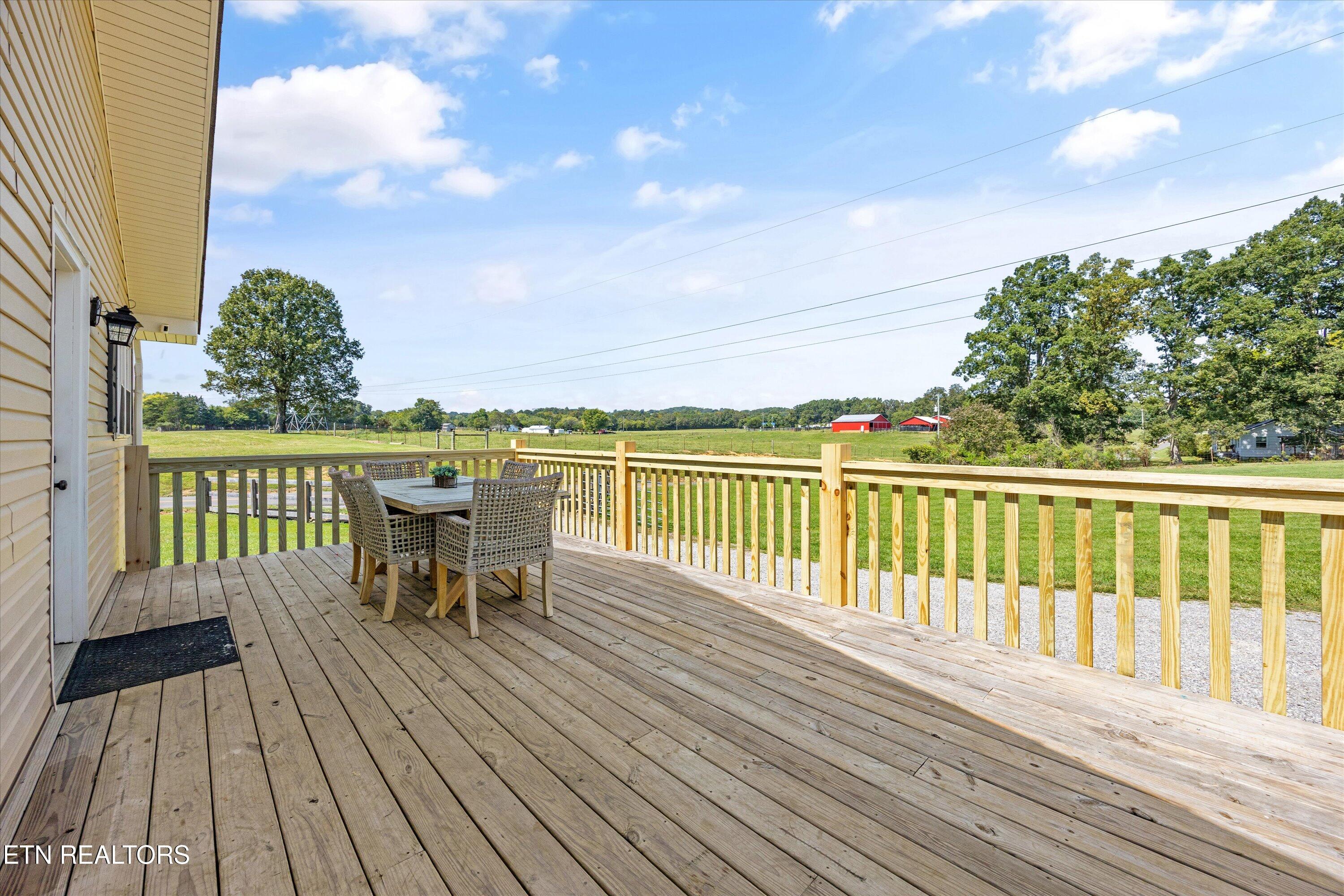 617 County Farm Rd