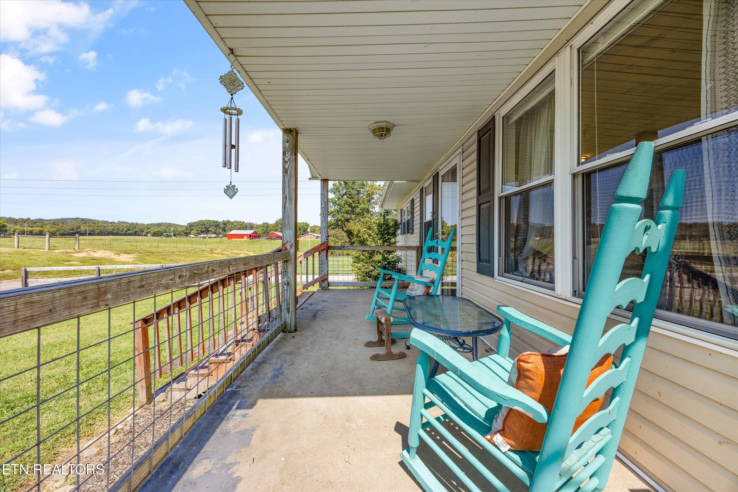 617 County Farm Rd