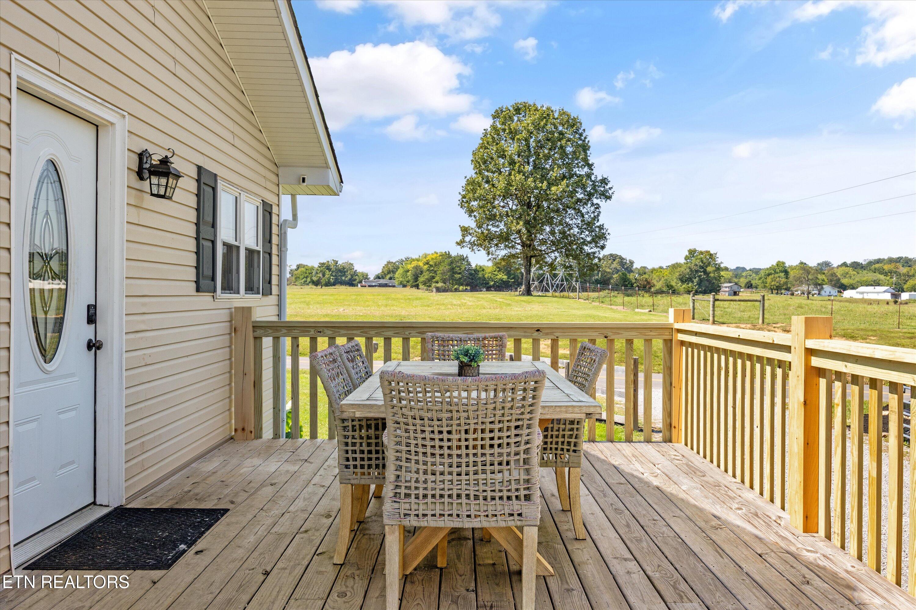 617 County Farm Rd