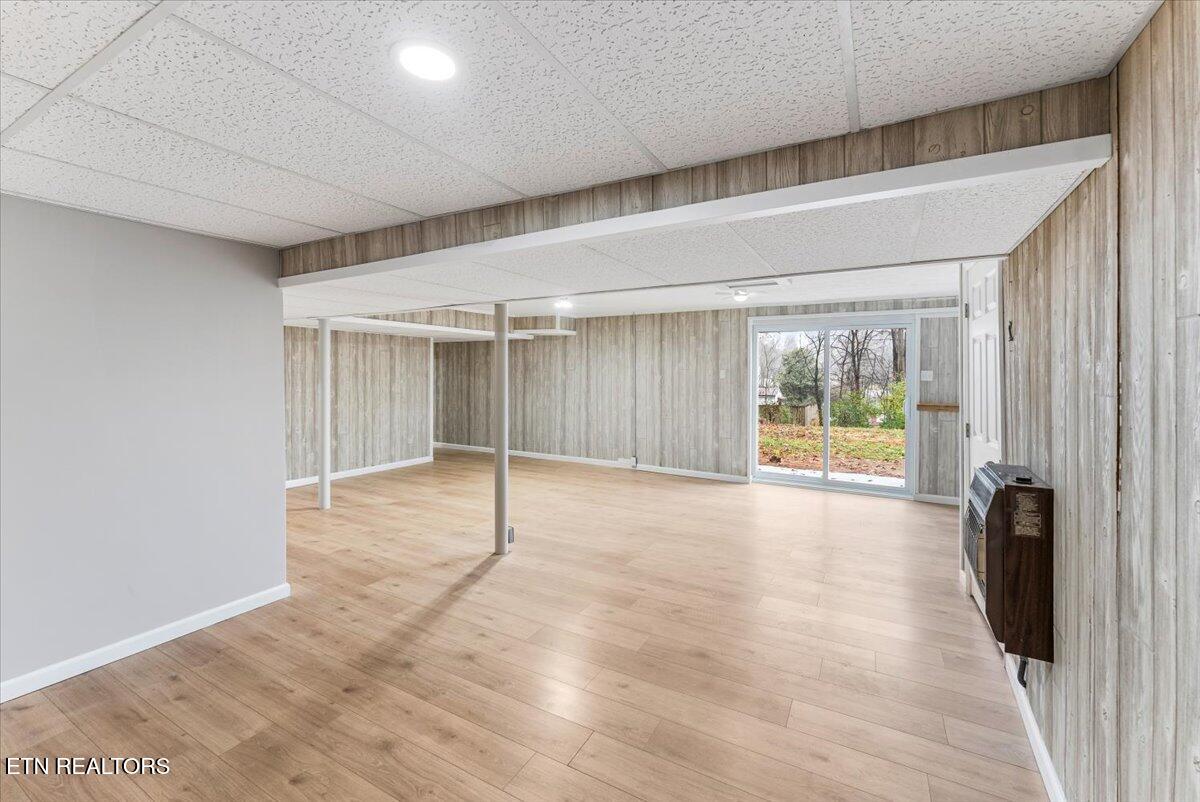 1624 Everett Ave