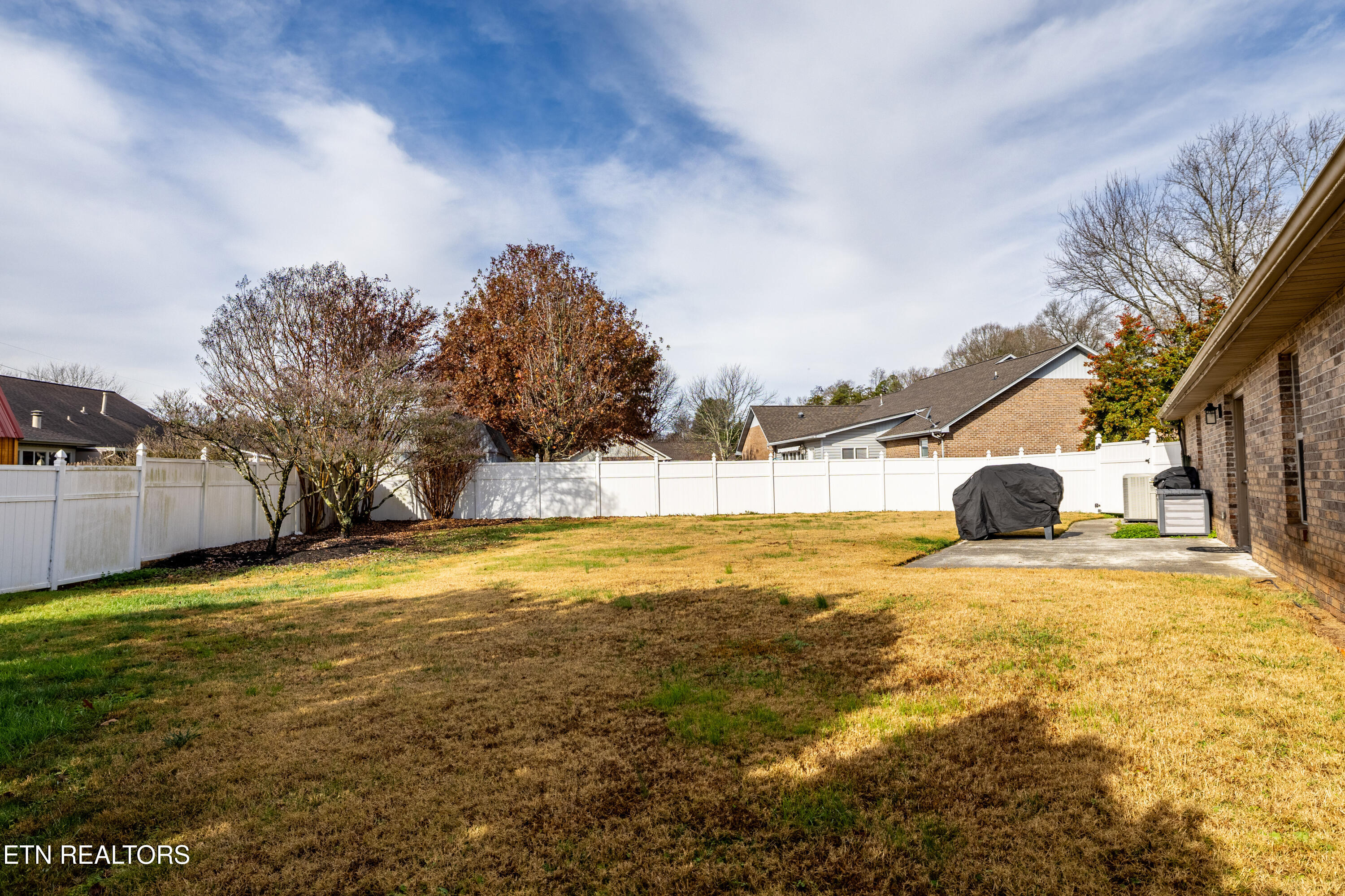 1213 N North Wingate Way