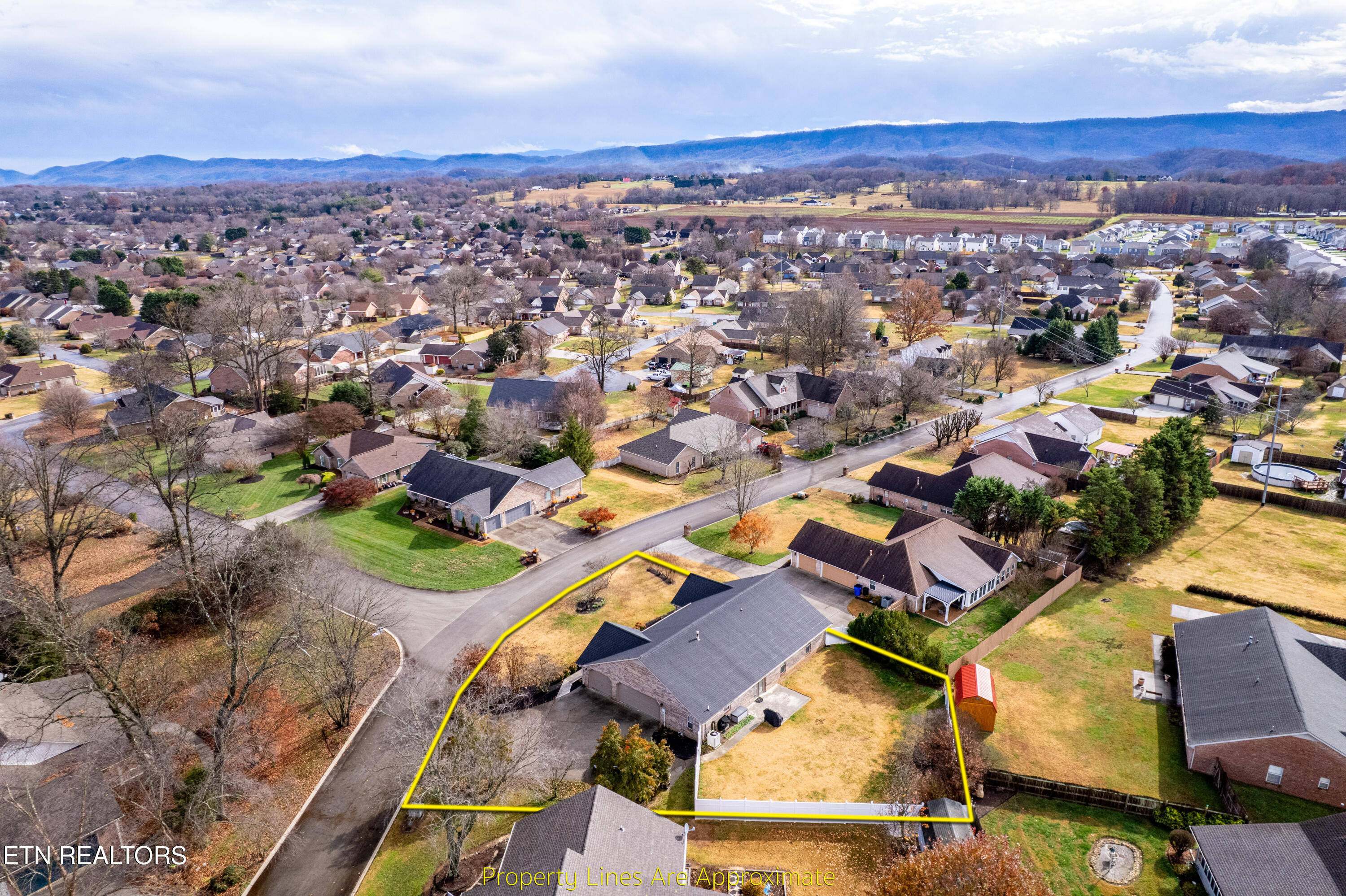 1213 N North Wingate Way