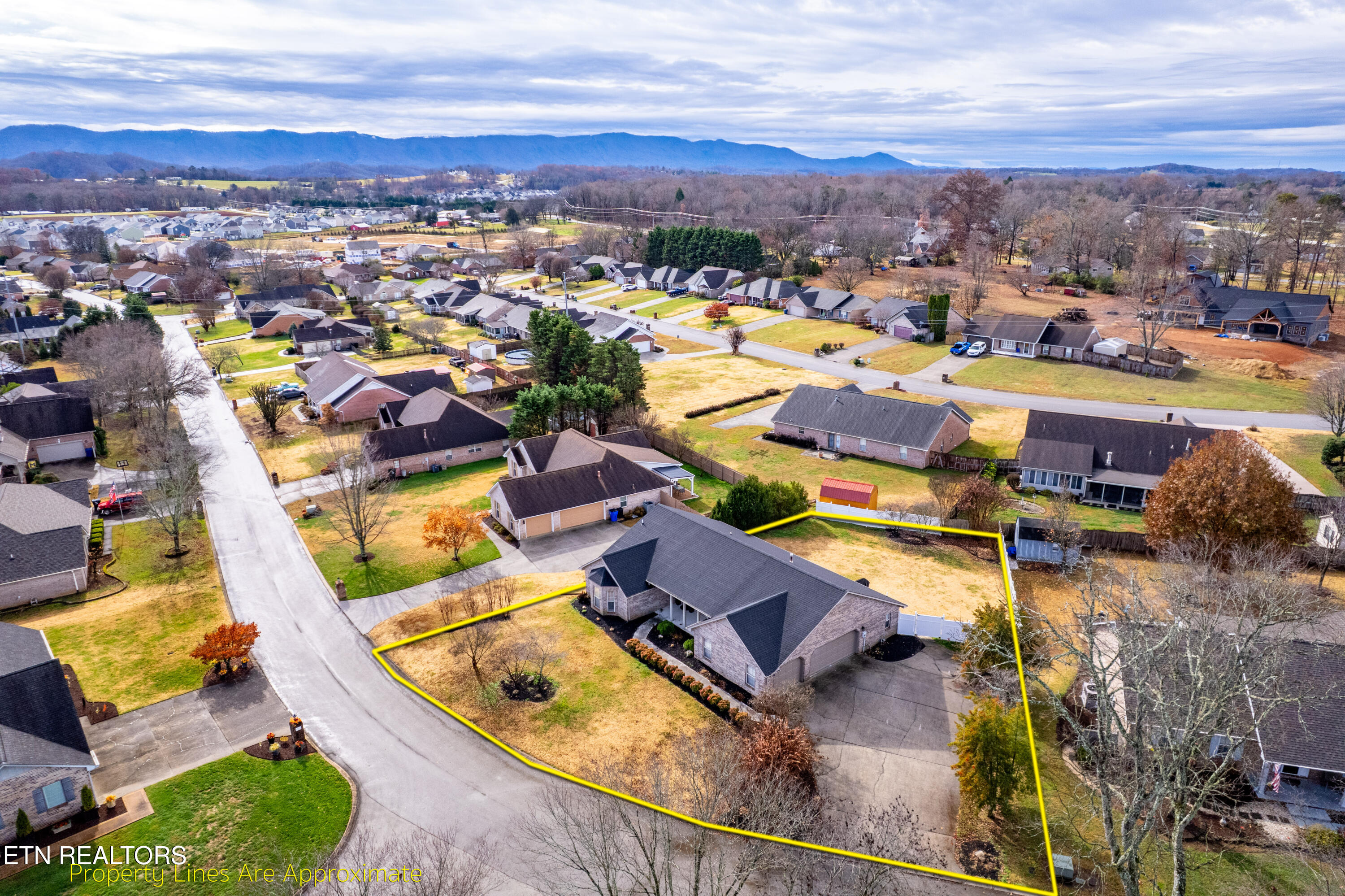 1213 N North Wingate Way