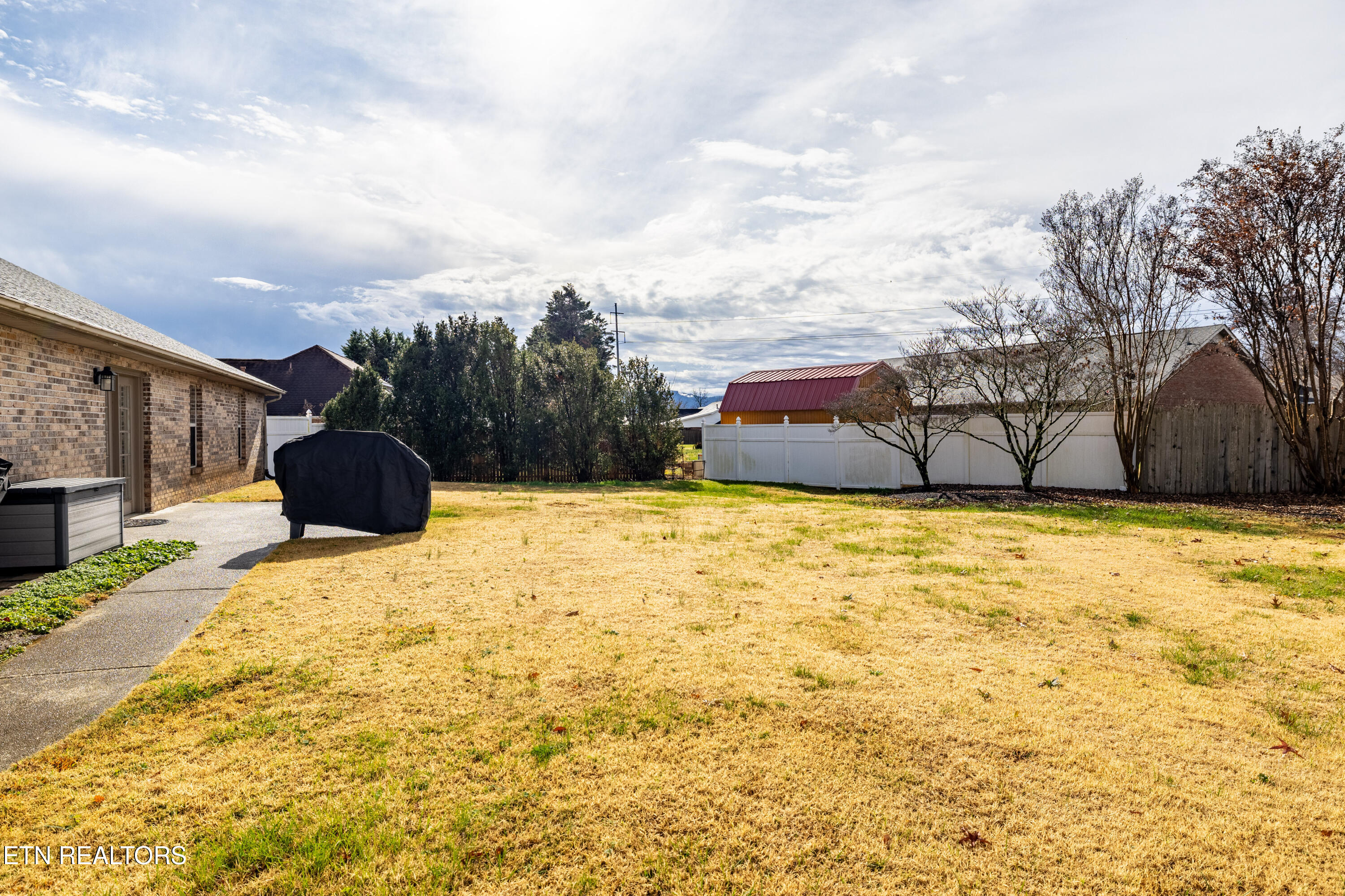 1213 N North Wingate Way